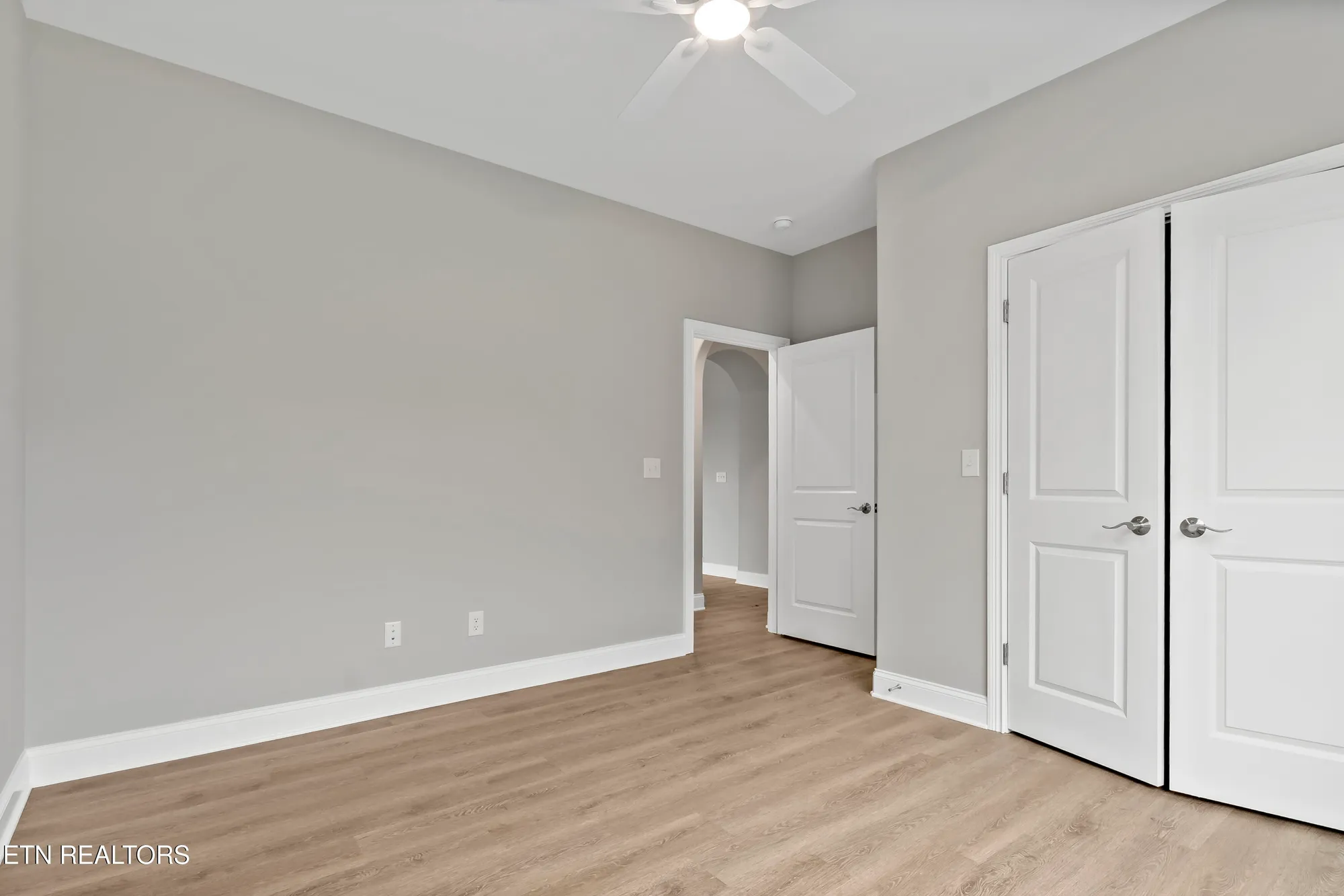 Property Slideshow image 5 of 44 | 150 cherry blossom ct, Lenoir City, TN, 37772