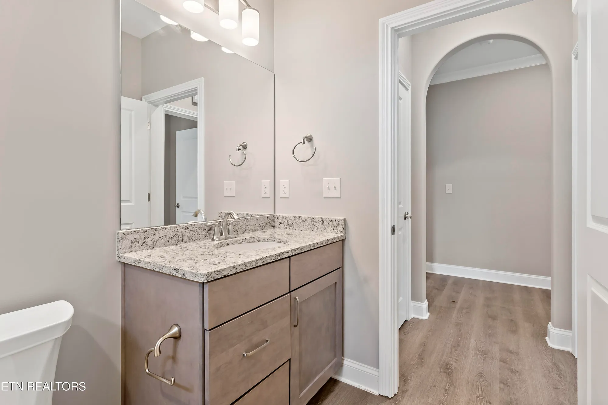 Property Slideshow image 8 of 44 | 150 cherry blossom ct, Lenoir City, TN, 37772