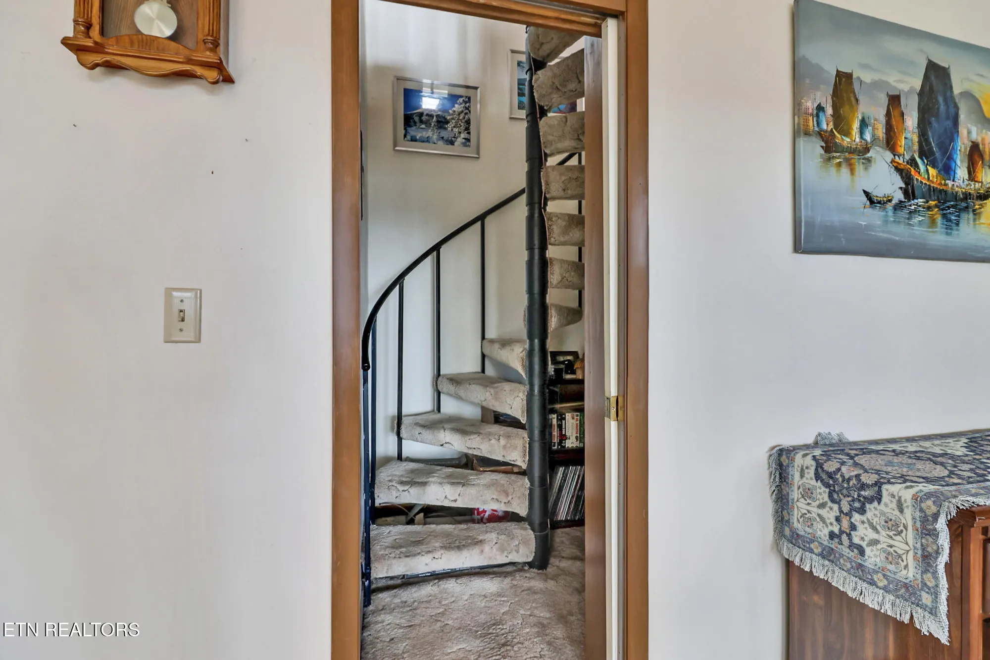 Property Slideshow image 18 of 37 | 27 brambleton ct, Crossville, TN, 38558