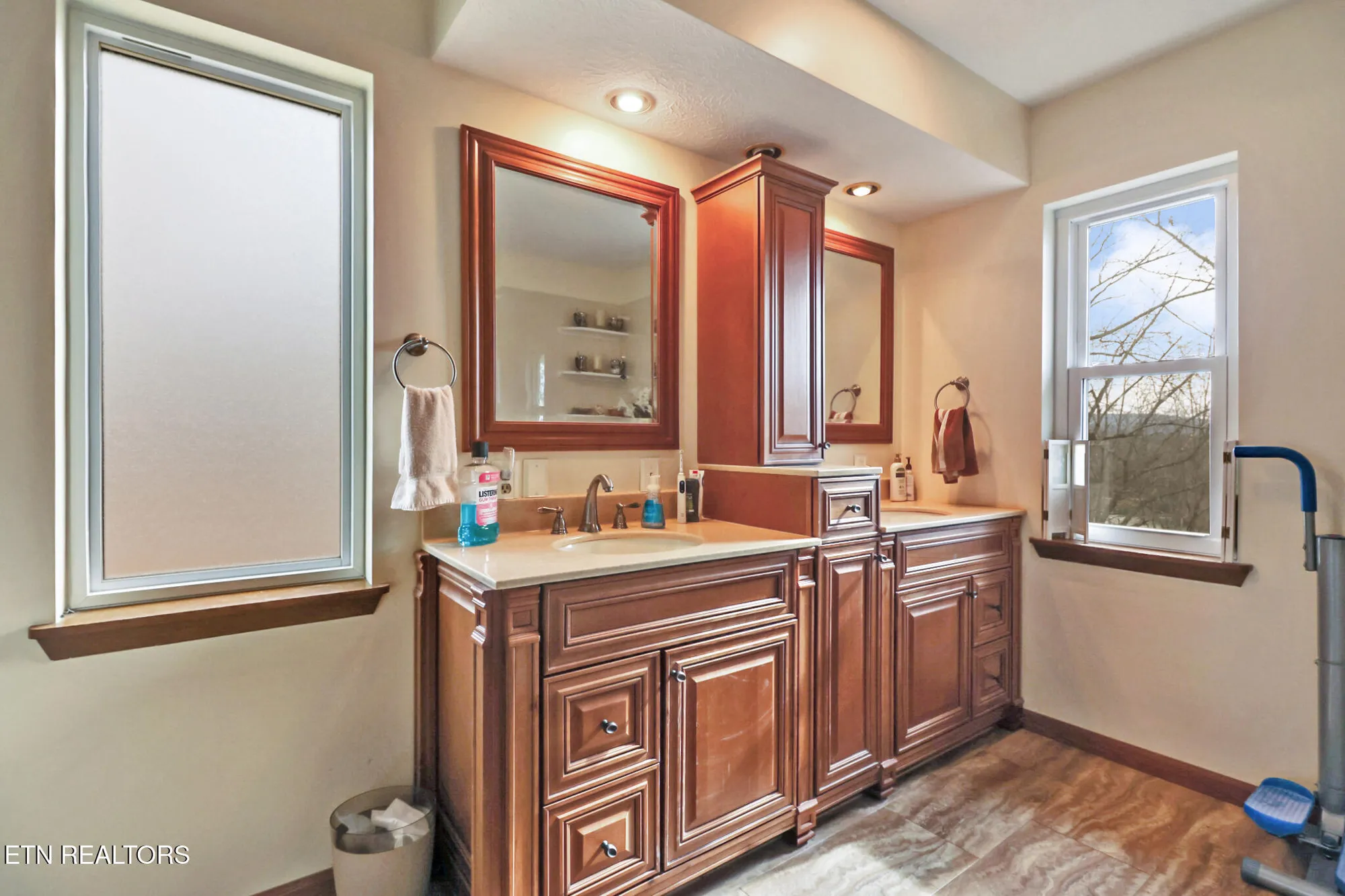 Property Slideshow image 16 of 37 | 27 brambleton ct, Crossville, TN, 38558
