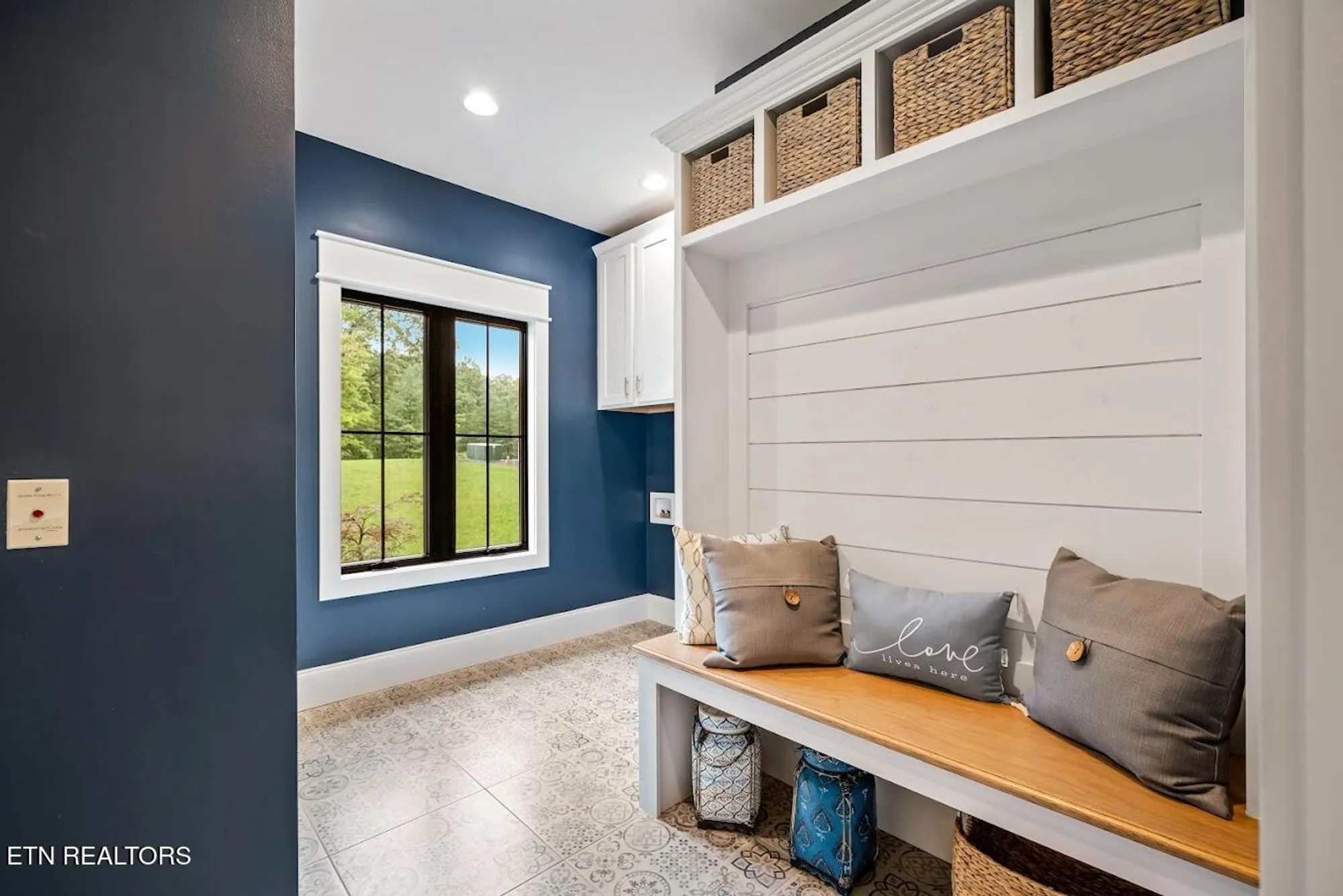 Property Slideshow image 22 of 30 | 103 chestnut ridge ln, Crossville, TN, 38558