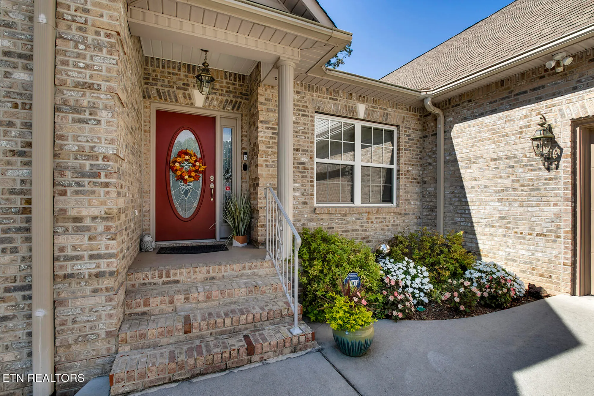 Property Slideshow image 6 of 62 | 106 geya cir, Loudon, TN, 37774