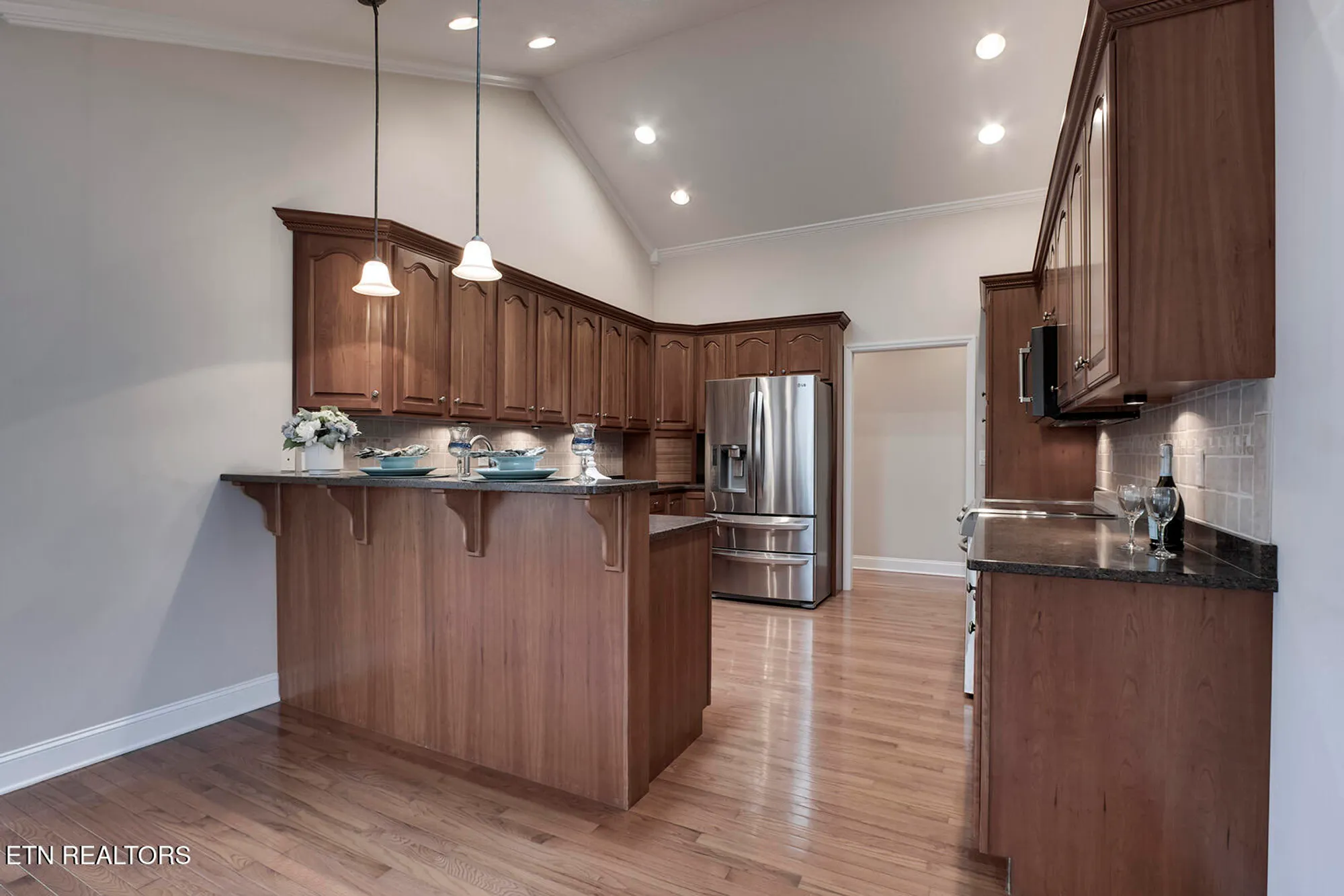 Property Slideshow image 26 of 62 | 106 geya cir, Loudon, TN, 37774