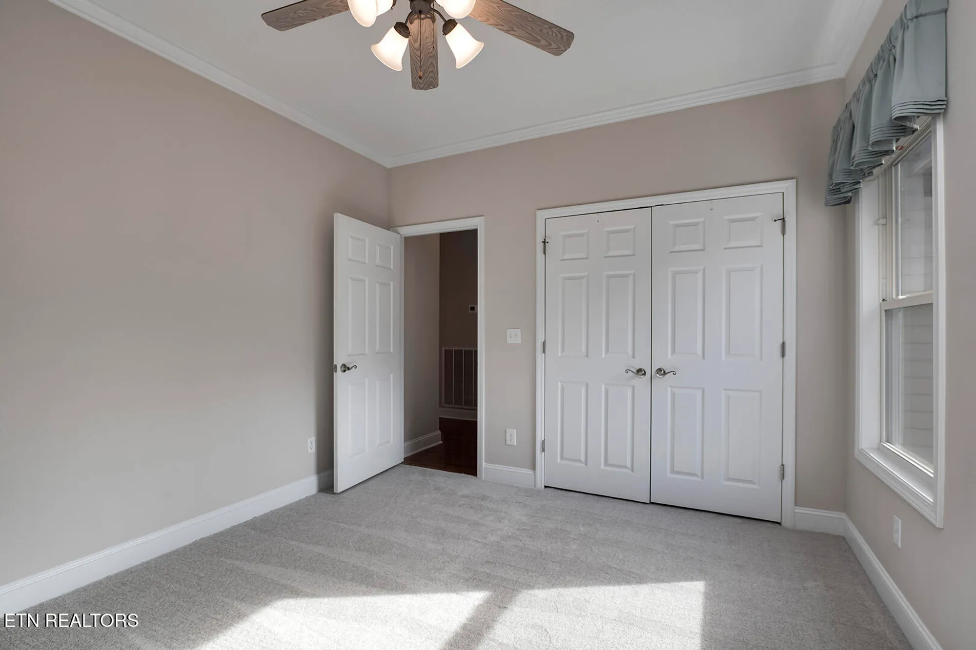 Property Slideshow image 47 of 62 | 106 geya cir, Loudon, TN, 37774