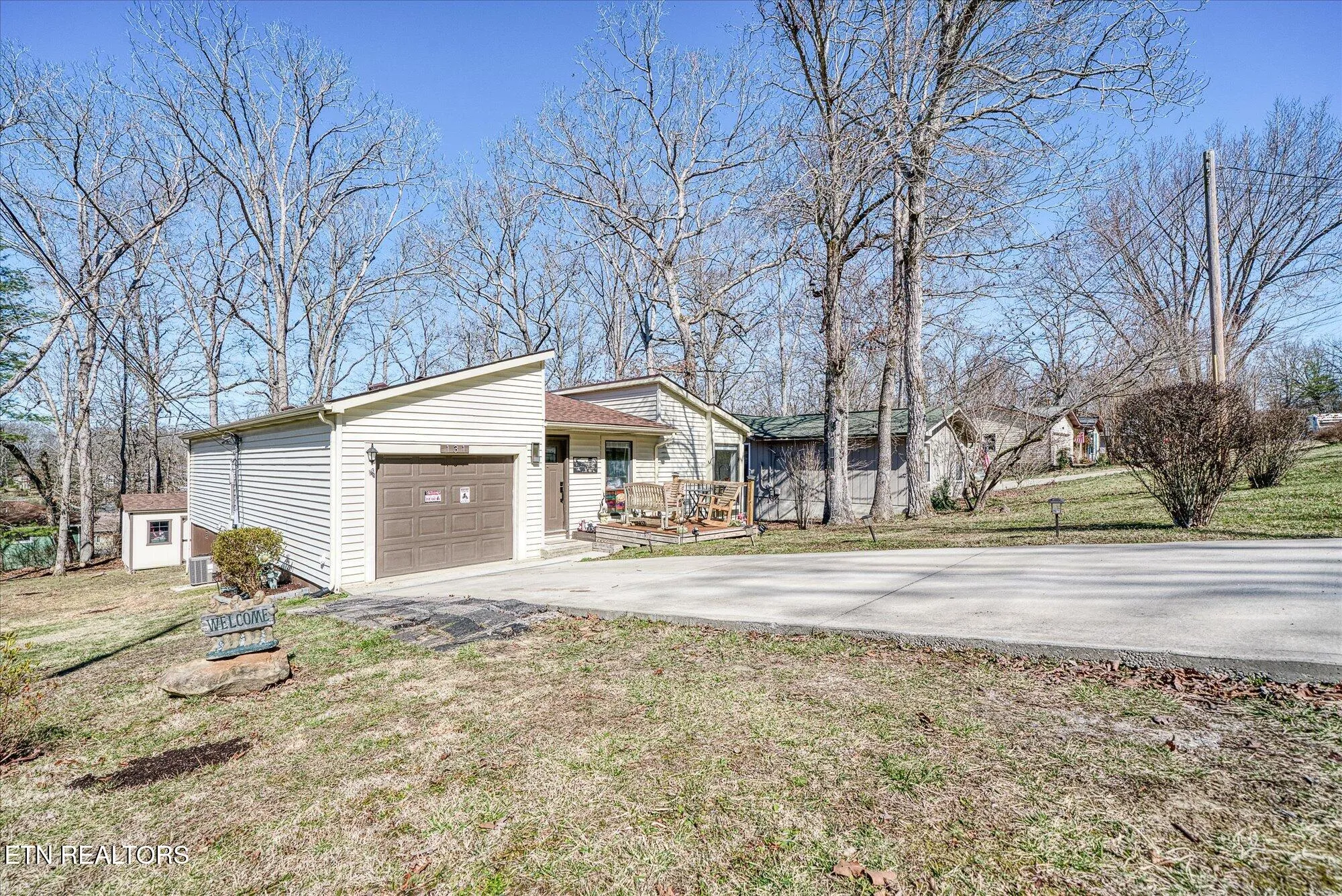 Property Slideshow image 29 of 34 | 131 lakeshire dr, Crossville, TN, 38558