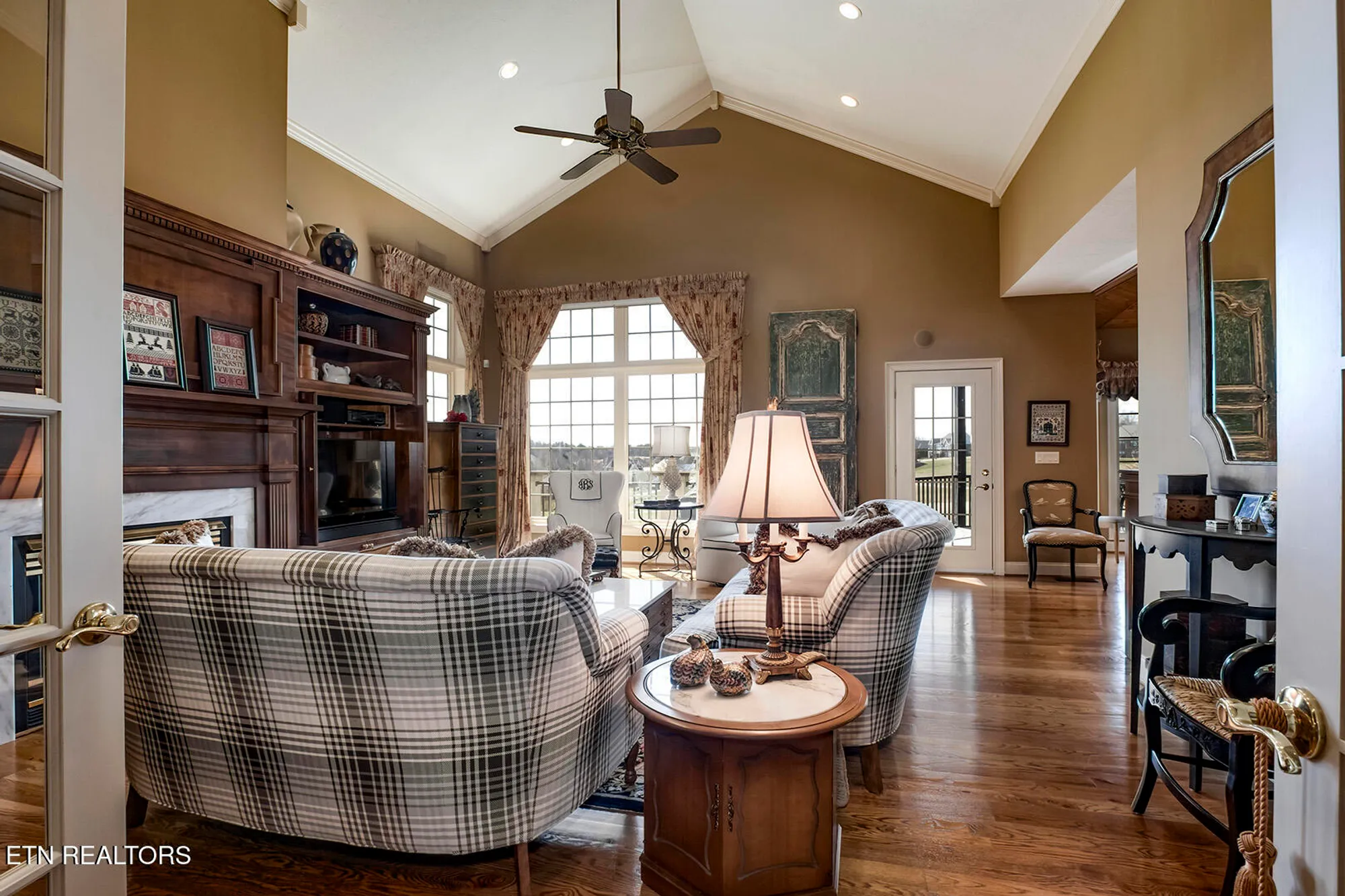 Property Slideshow image 6 of 62 | 180 gold finch ln, Vonore, TN, 37885