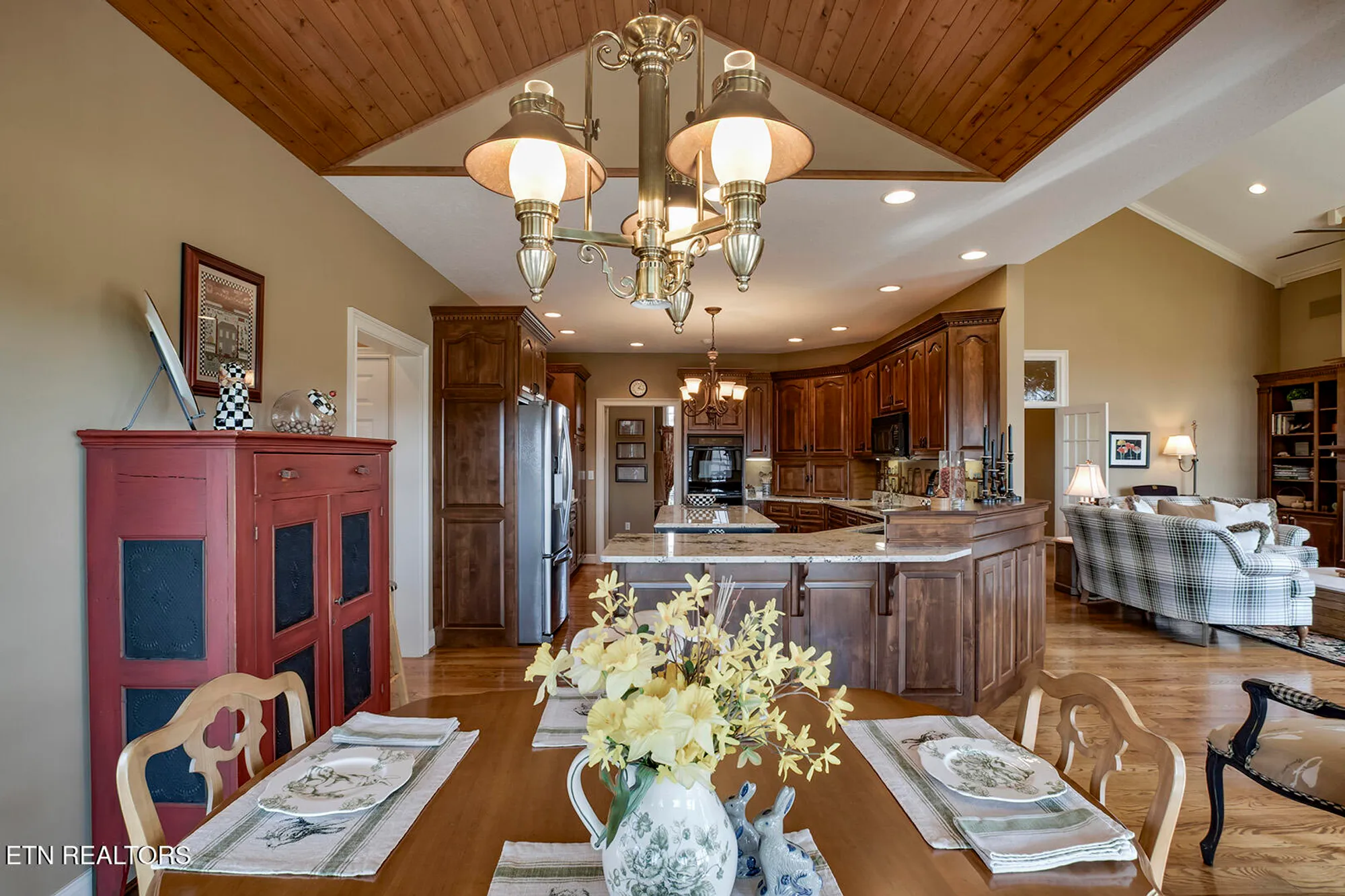 Property Slideshow image 14 of 62 | 180 gold finch ln, Vonore, TN, 37885