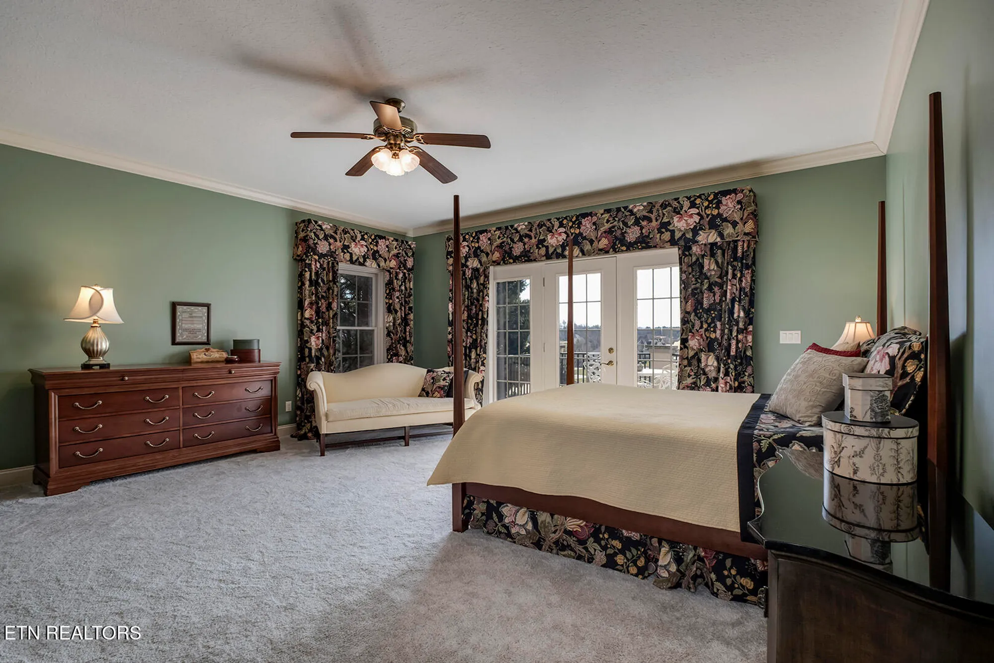 Property Slideshow image 25 of 62 | 180 gold finch ln, Vonore, TN, 37885