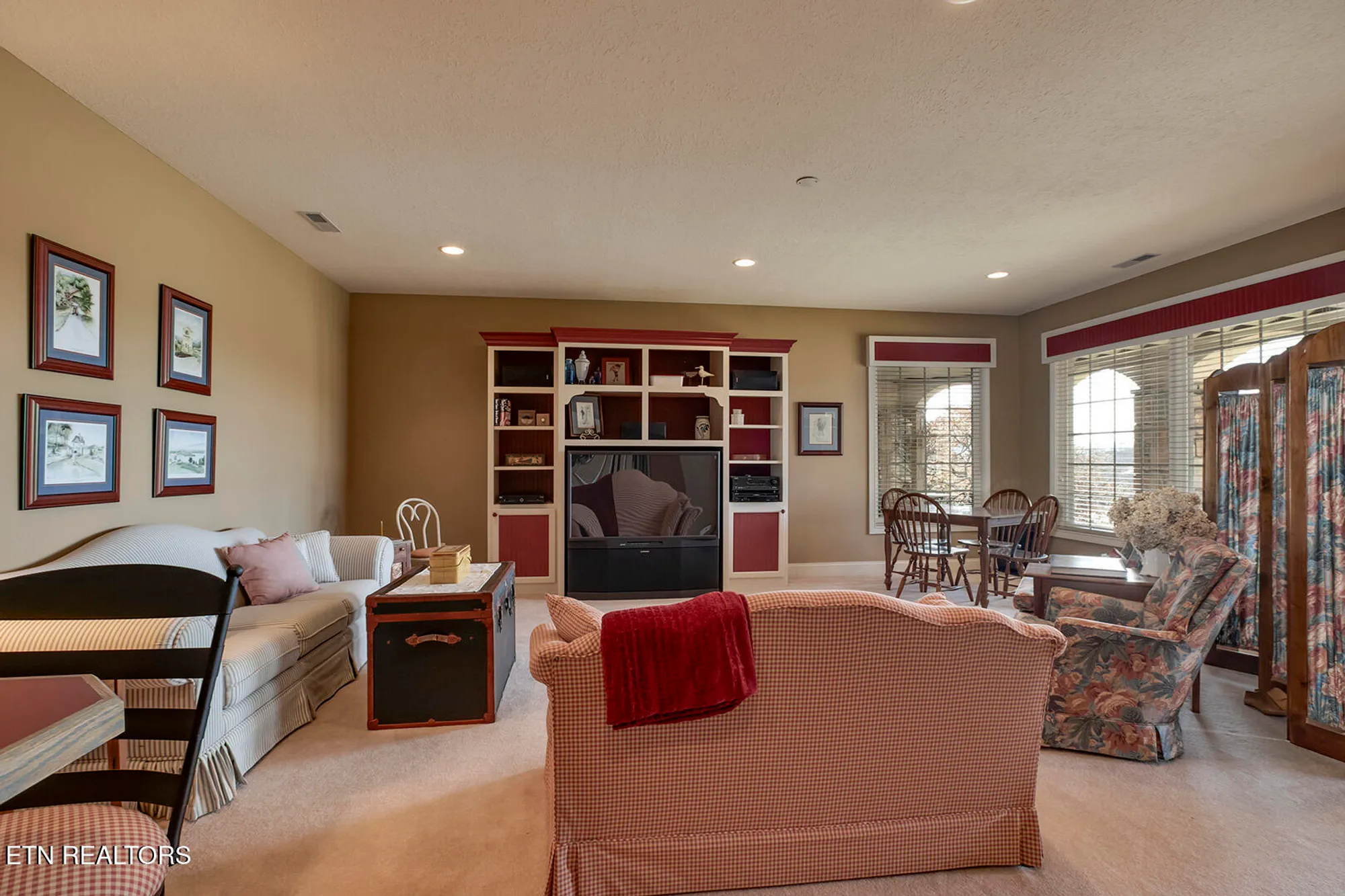 Property Slideshow image 37 of 62 | 180 gold finch ln, Vonore, TN, 37885