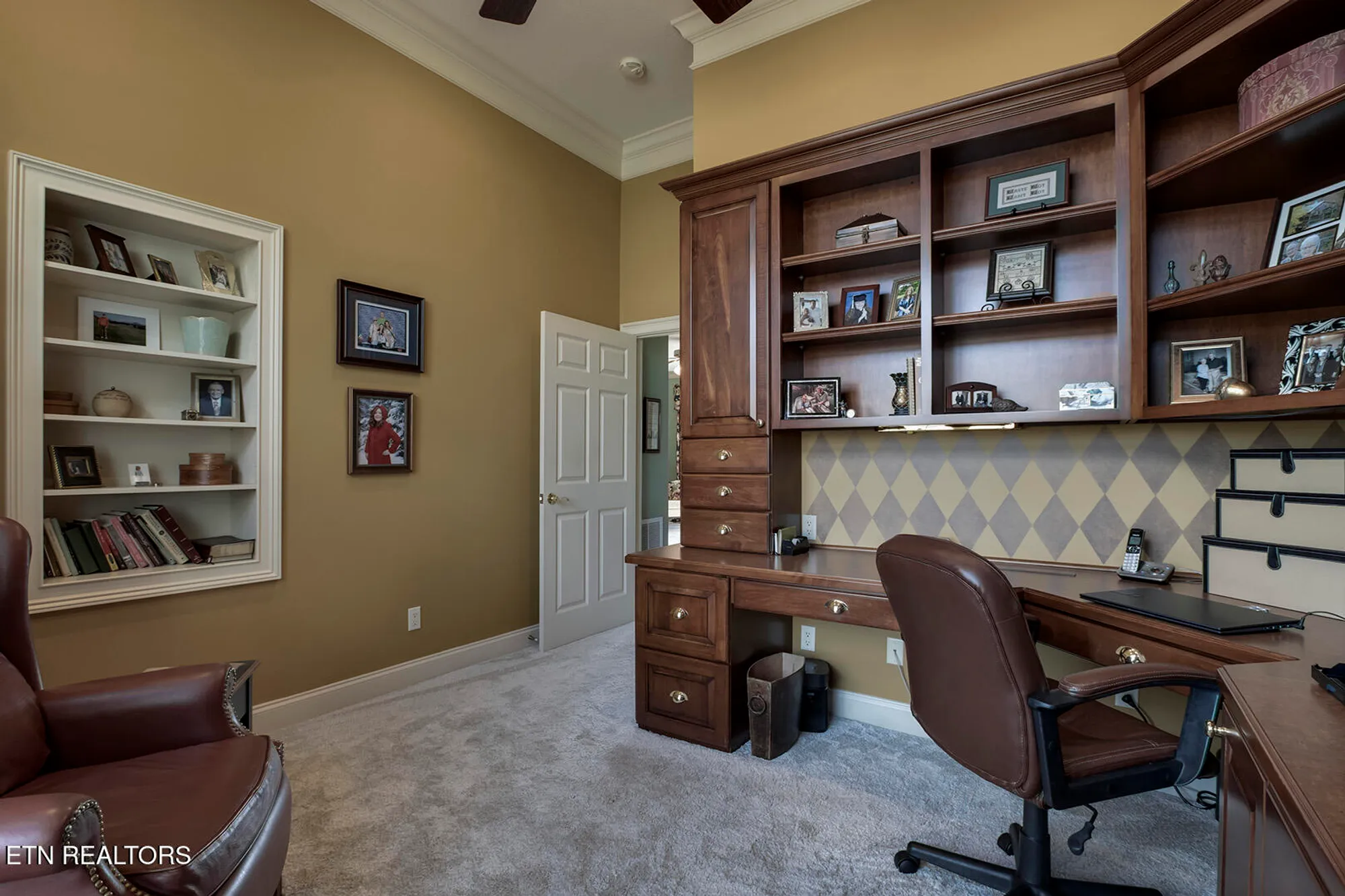 Property Slideshow image 32 of 62 | 180 gold finch ln, Vonore, TN, 37885