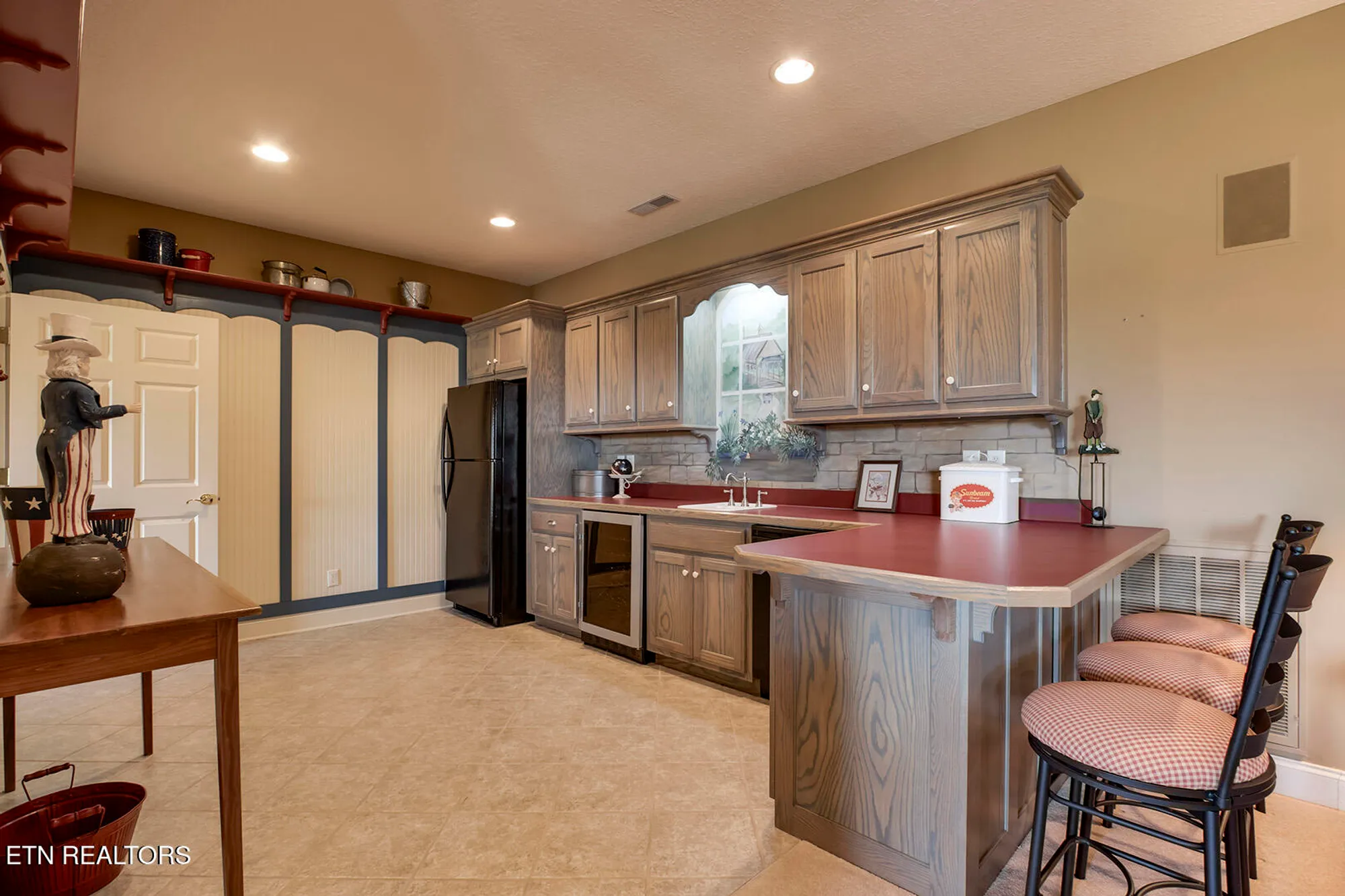 Property Slideshow image 39 of 62 | 180 gold finch ln, Vonore, TN, 37885