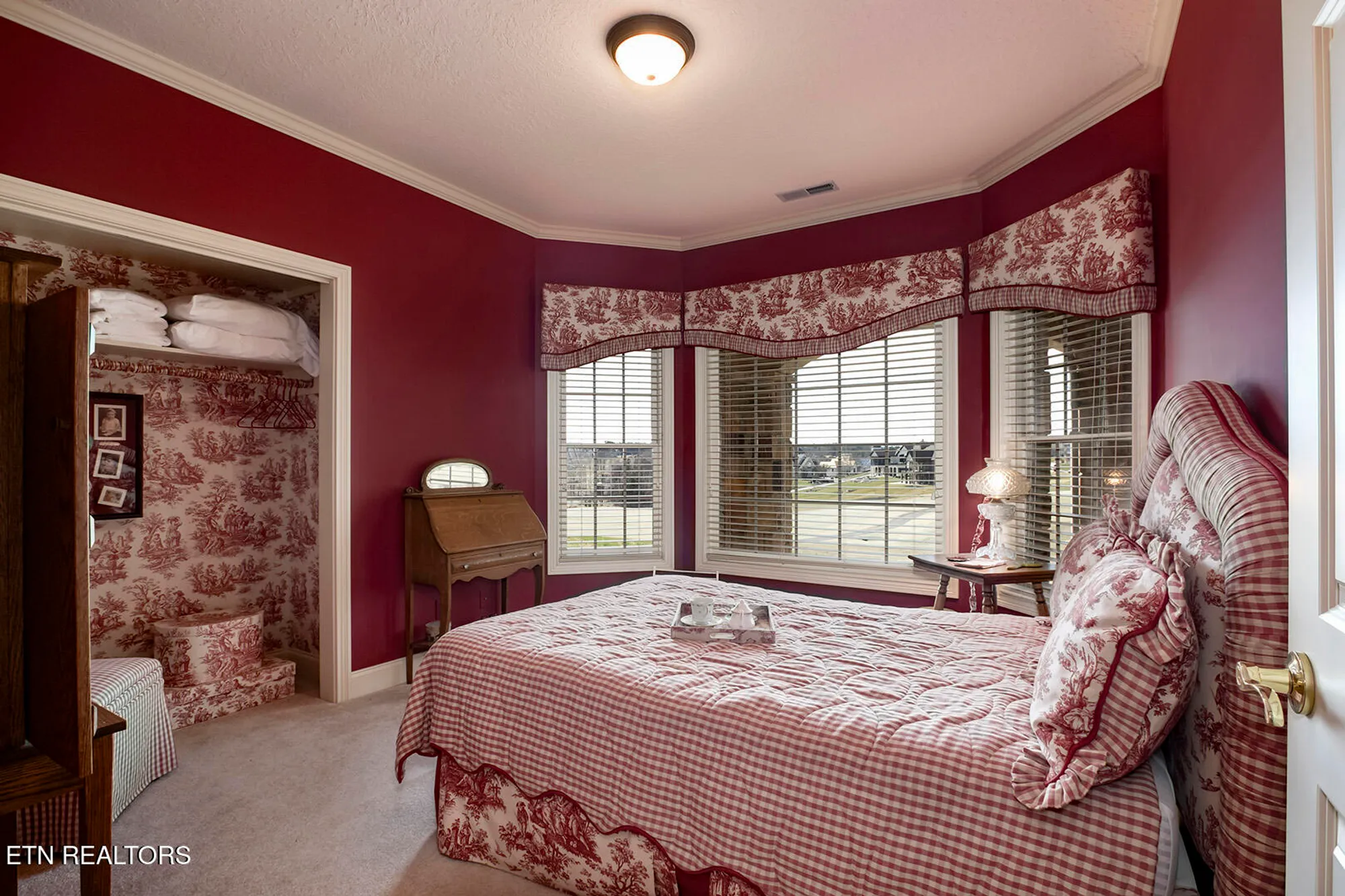 Property Slideshow image 40 of 62 | 180 gold finch ln, Vonore, TN, 37885