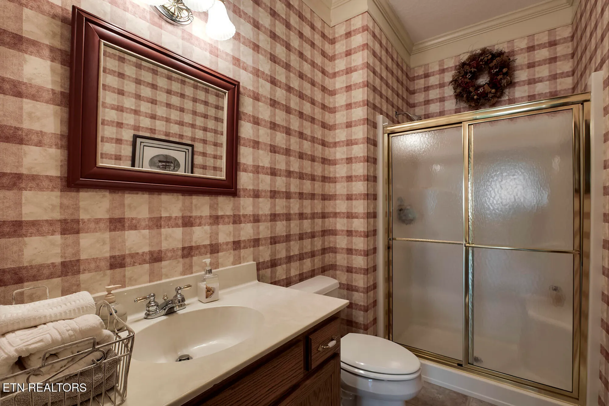 Property Slideshow image 41 of 62 | 180 gold finch ln, Vonore, TN, 37885