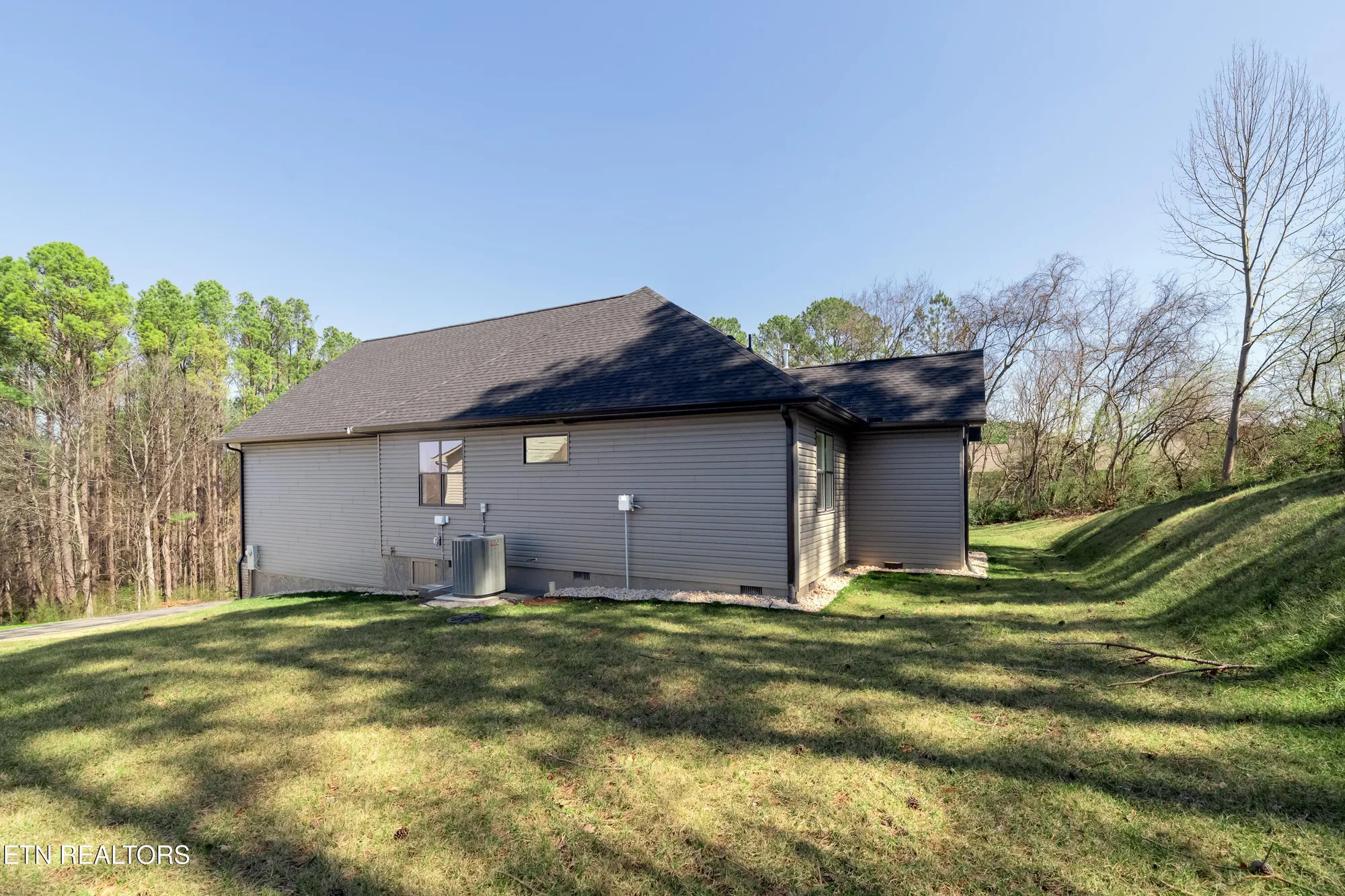 Property Slideshow image 54 of 55 | 405 awohili trce, Loudon, TN, 37774