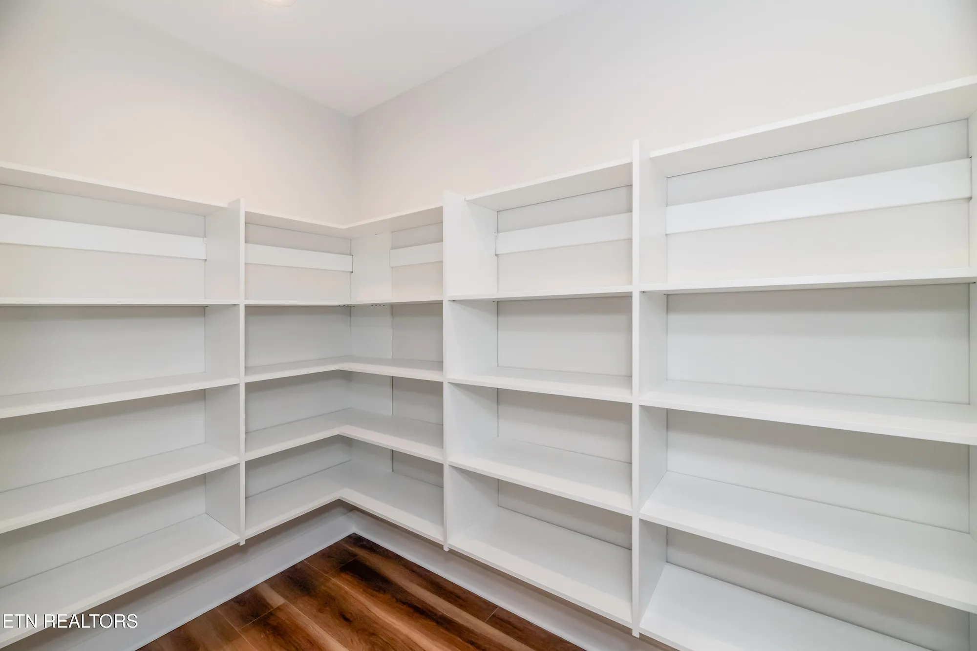 Property Slideshow image 36 of 55 | 405 awohili trce, Loudon, TN, 37774