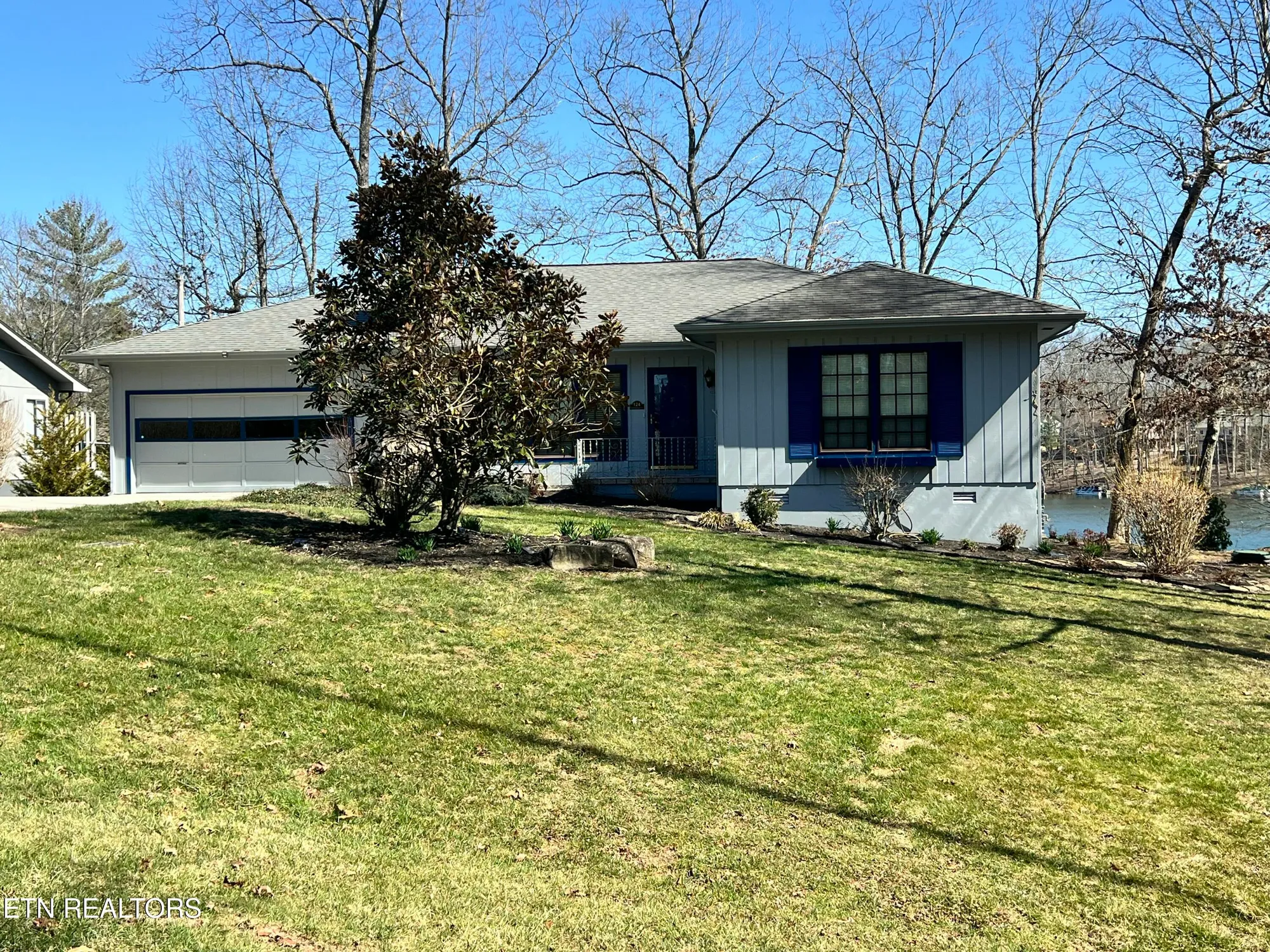 Property Slideshow image 2 of 43 | 124 canterbury dr, Crossville, TN, 38558