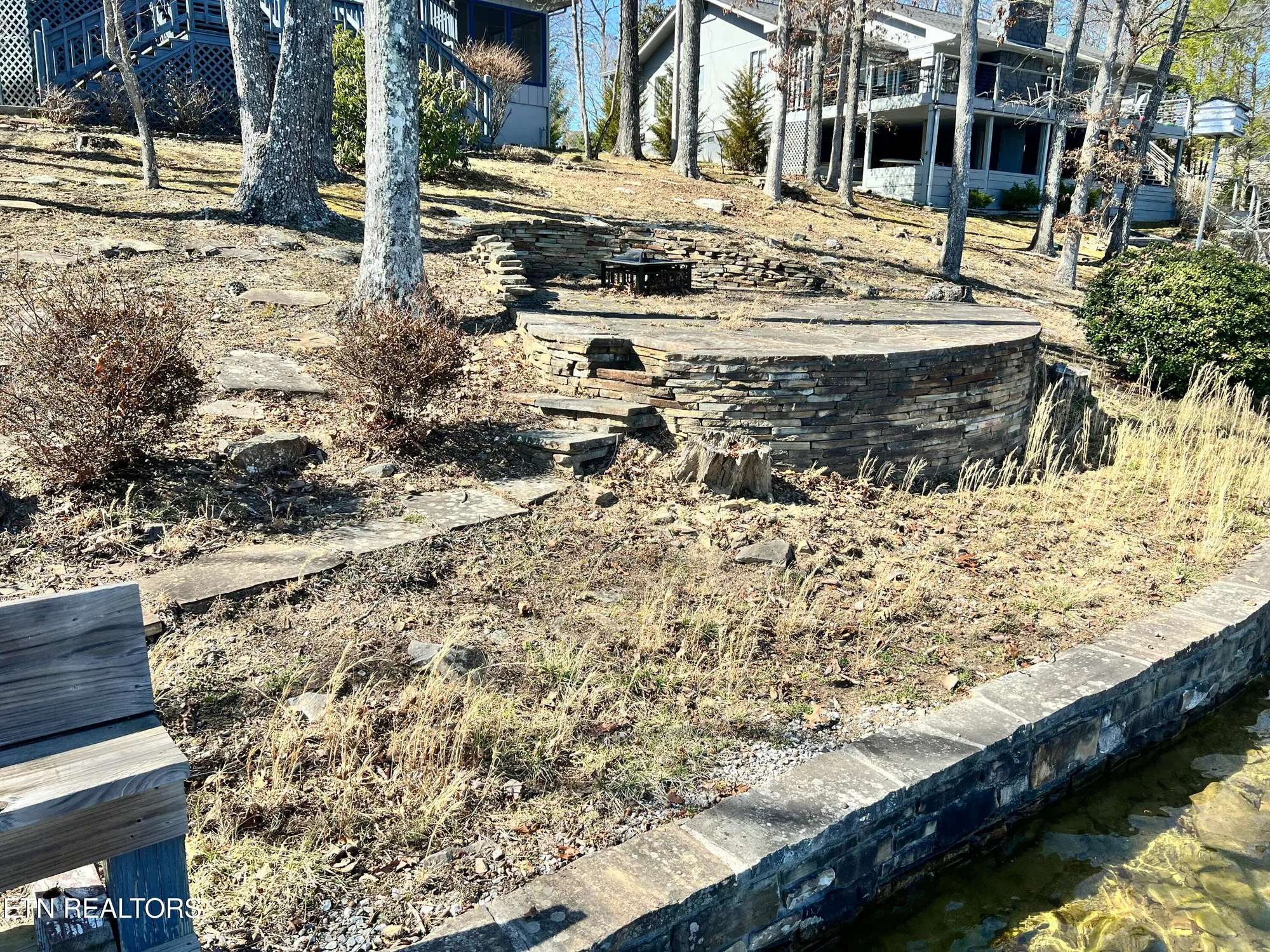 Property Slideshow image 23 of 43 | 124 canterbury dr, Crossville, TN, 38558