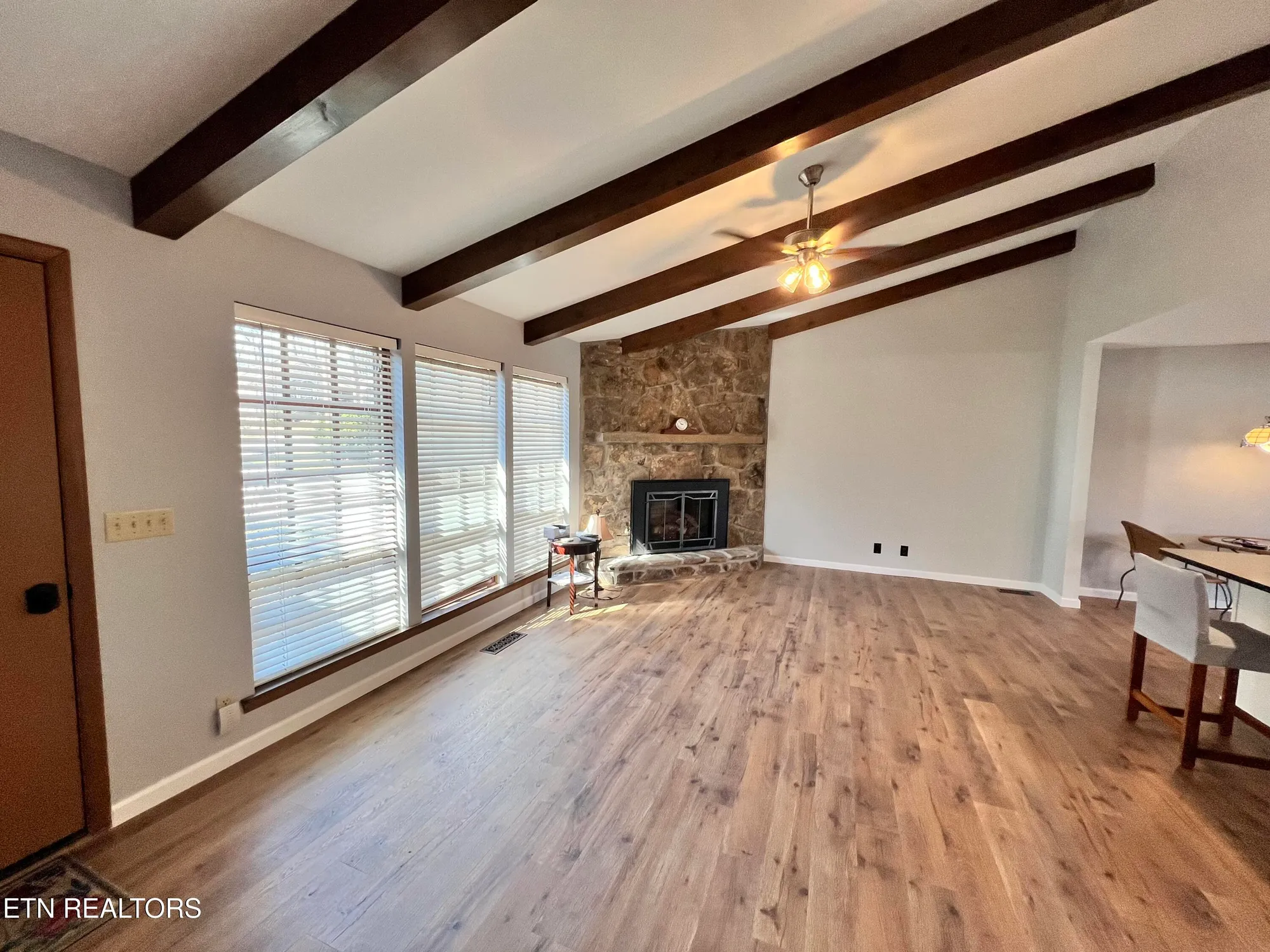 Property Slideshow image 16 of 43 | 124 canterbury dr, Crossville, TN, 38558