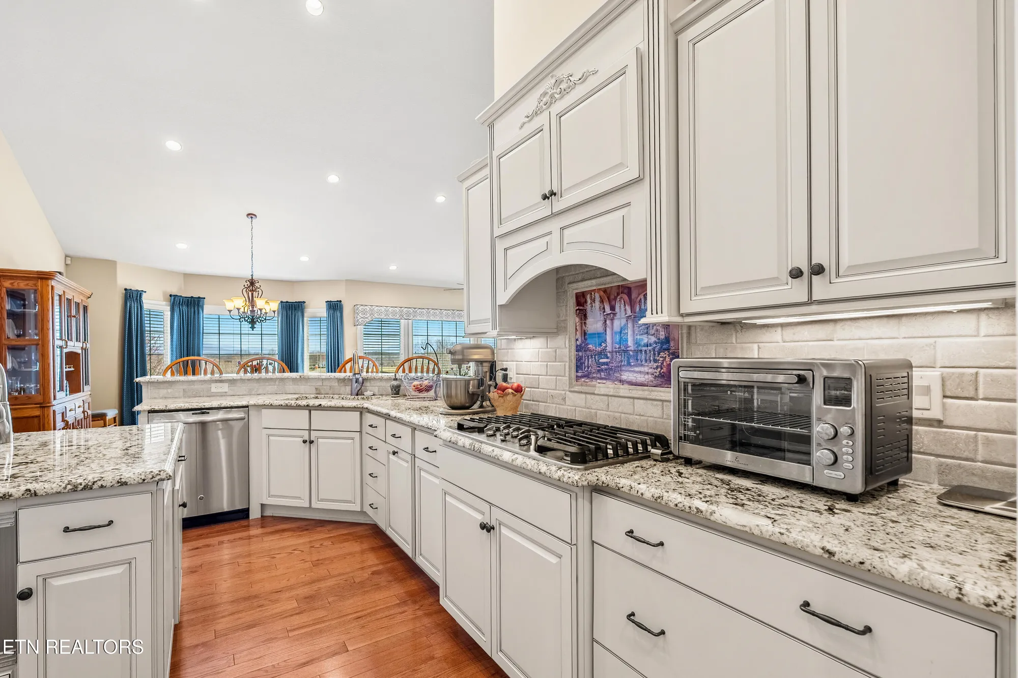 Property Slideshow image 23 of 45 | 117 red hawk dr, Vonore, TN, 37885