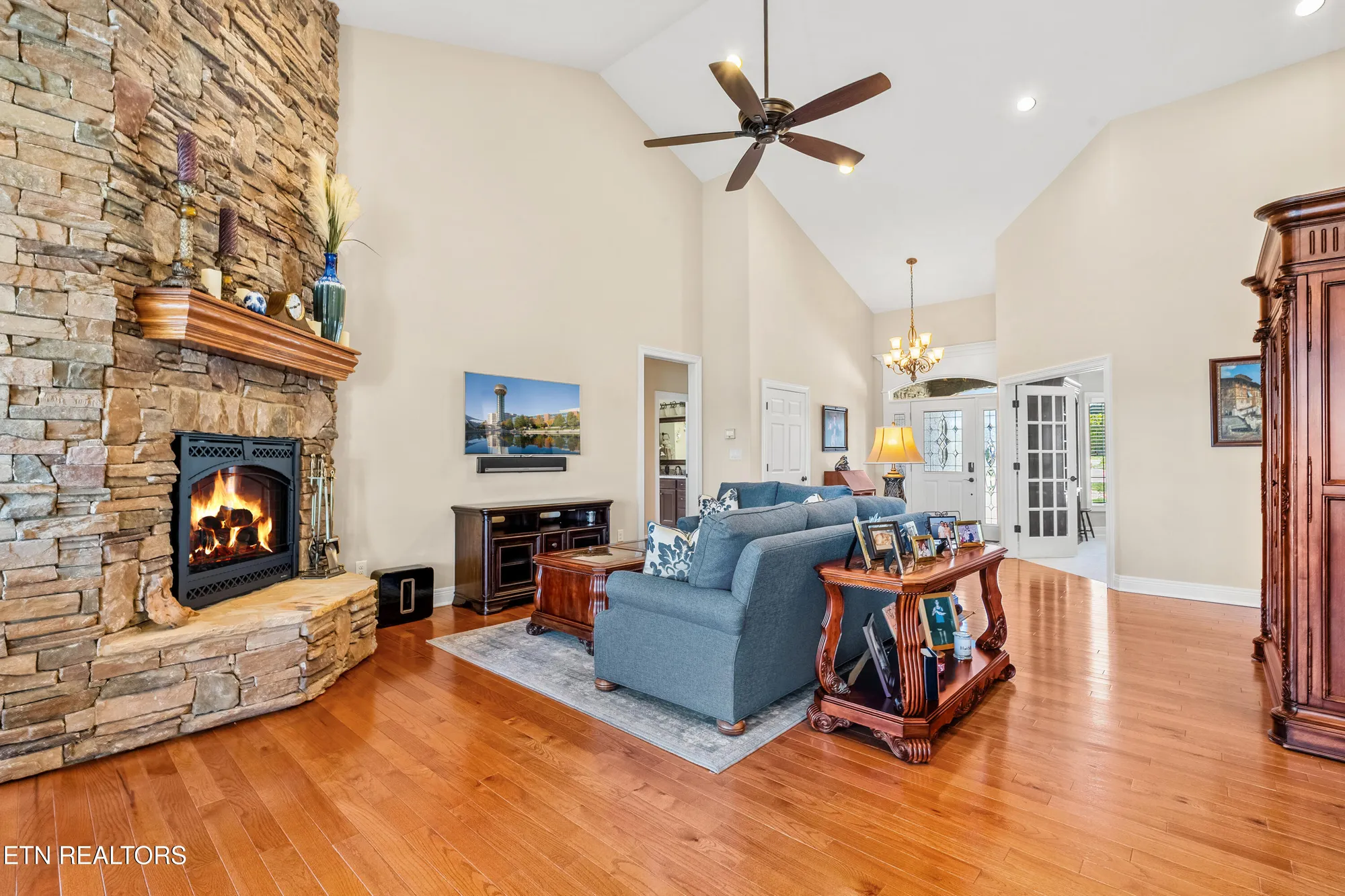 Property Slideshow image 10 of 45 | 117 red hawk dr, Vonore, TN, 37885