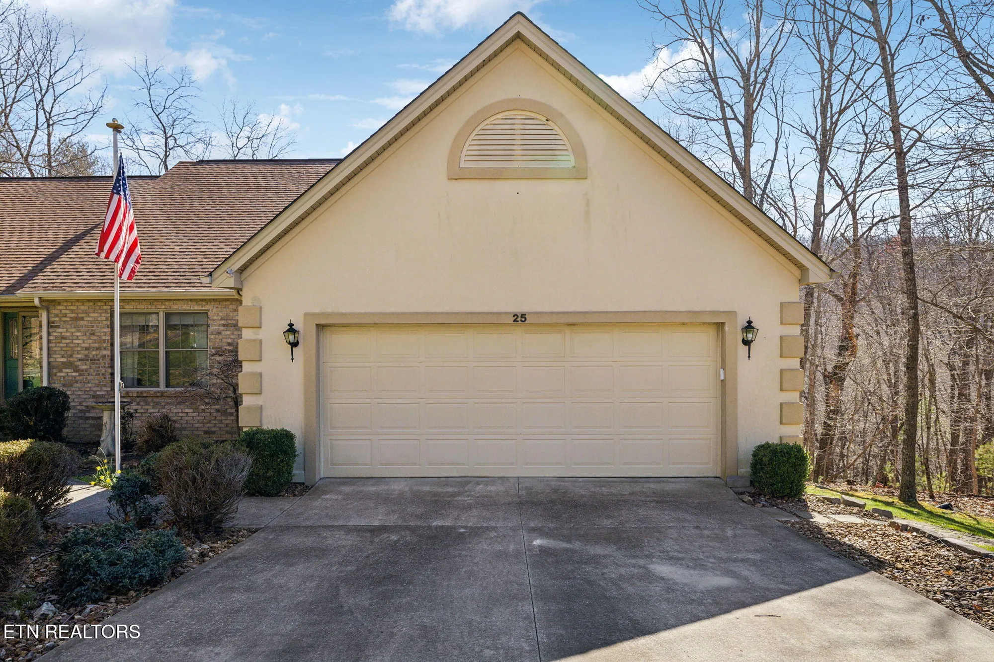 Property Slideshow image 2 of 29 | 25 bacham ln, Crossville, TN, 38558