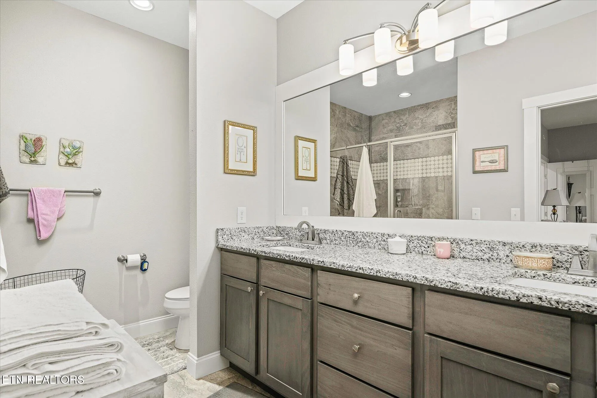 Property Slideshow image 25 of 34 | 138 hunterwood ln, Crossville, TN, 38558