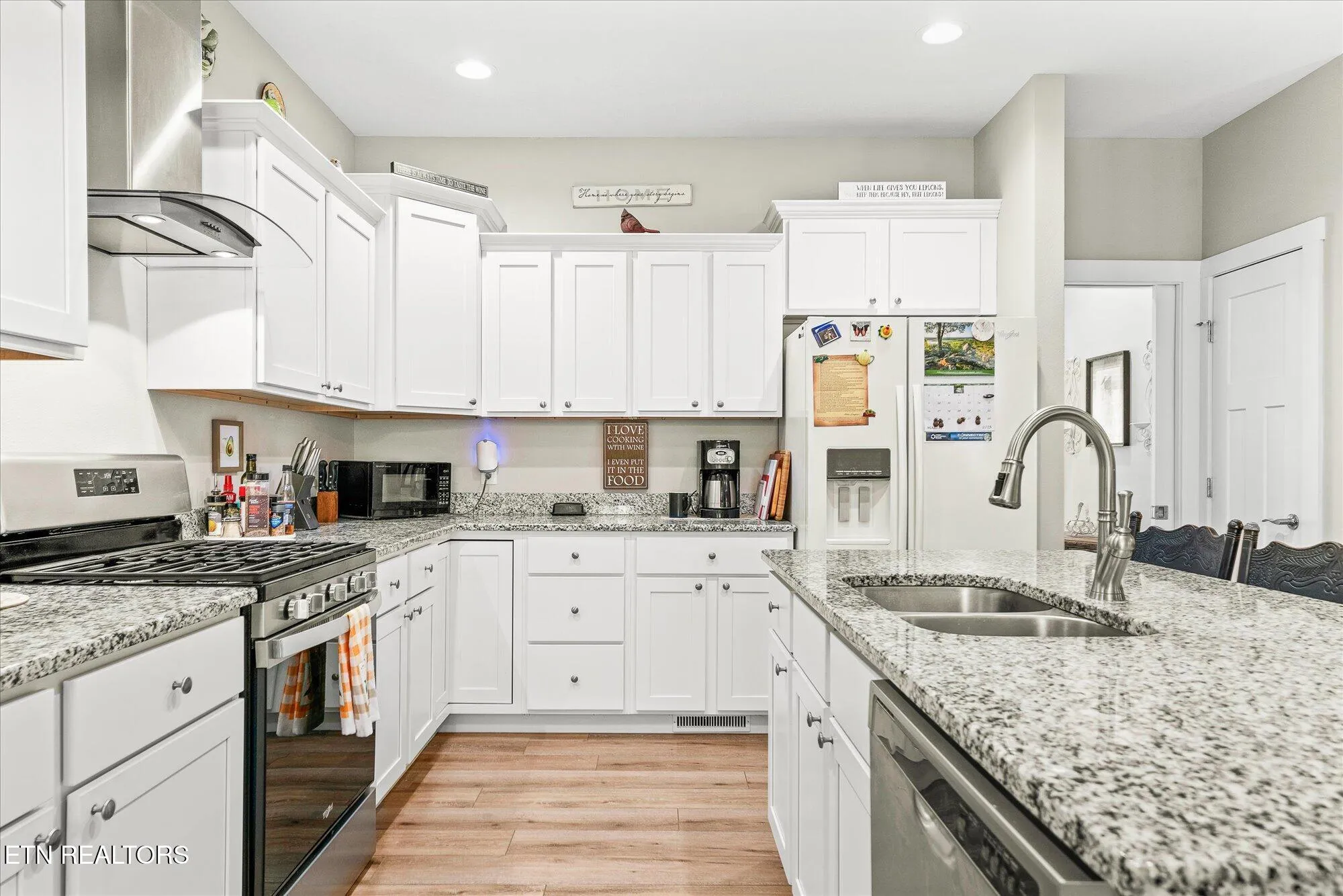 Property Slideshow image 22 of 34 | 138 hunterwood ln, Crossville, TN, 38558