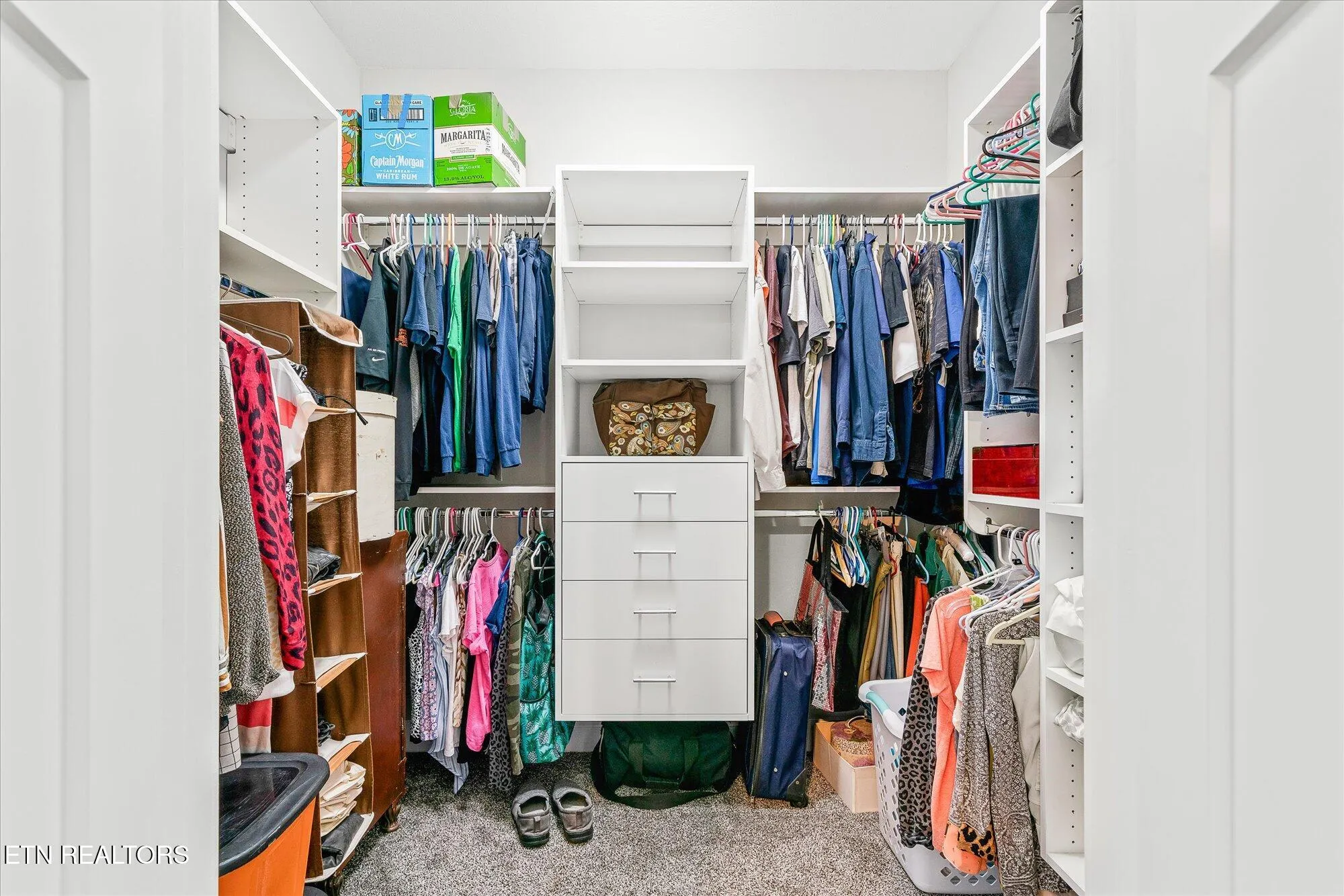 Property Slideshow image 28 of 34 | 138 hunterwood ln, Crossville, TN, 38558