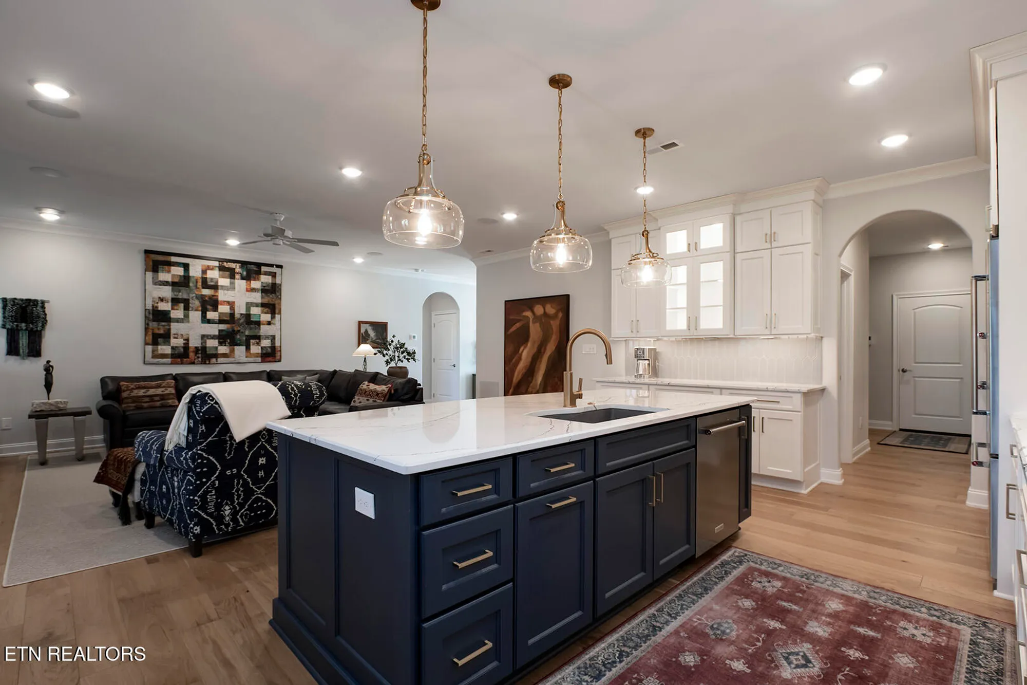 Property Slideshow image 19 of 59 | 192 amohi way, Loudon, TN, 37774