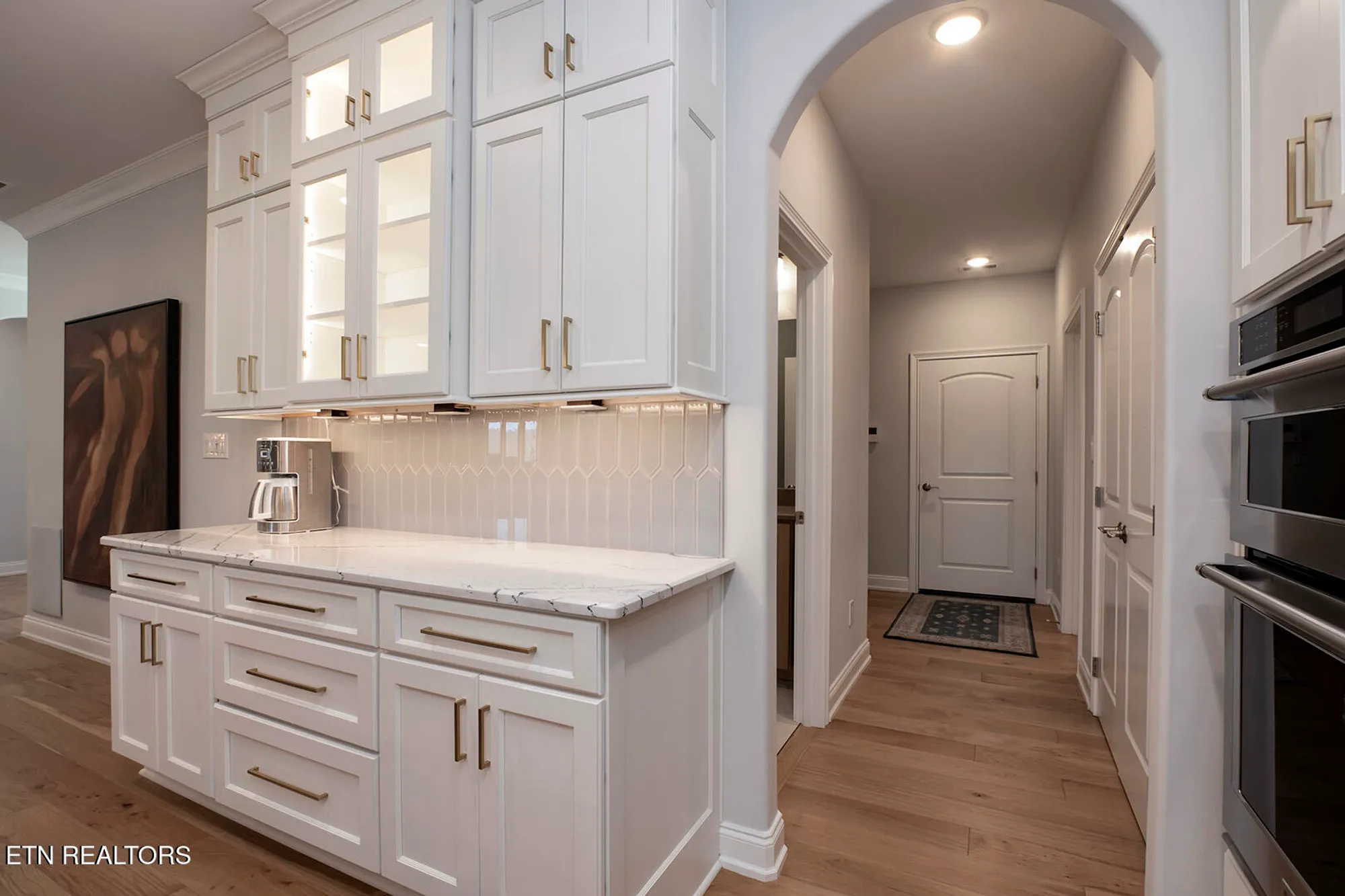 Property Slideshow image 21 of 59 | 192 amohi way, Loudon, TN, 37774