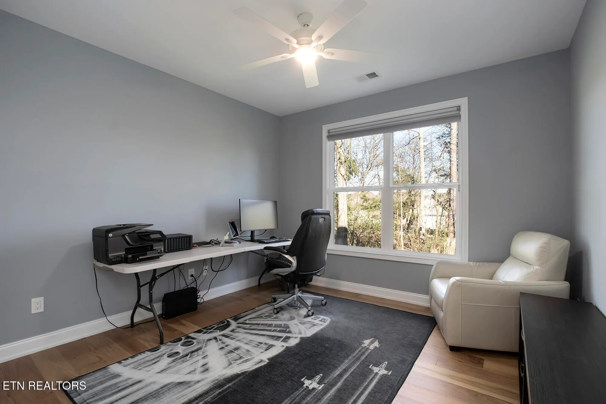 Property Slideshow image 32 of 59 | 192 amohi way, Loudon, TN, 37774