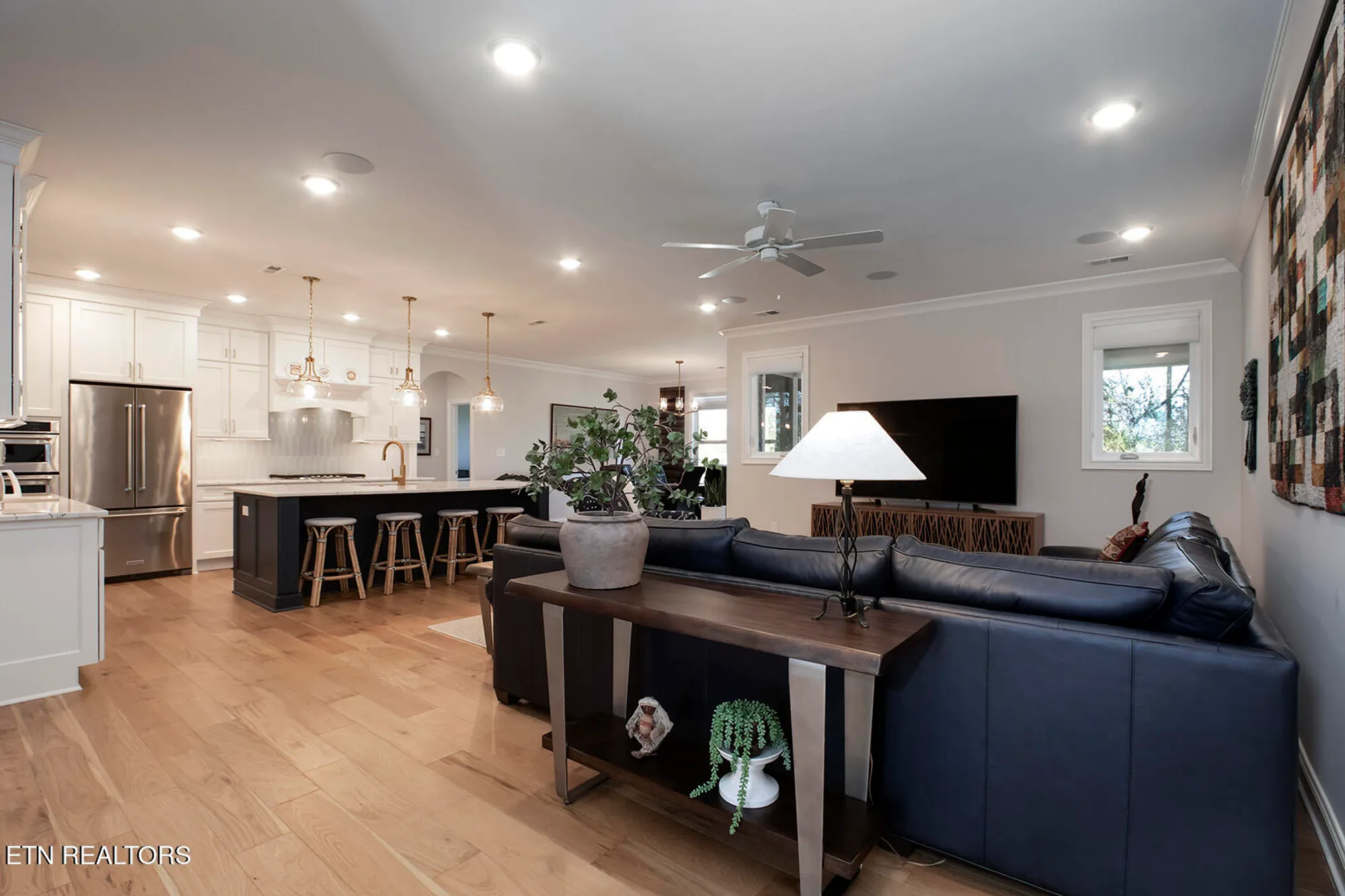 Property Slideshow image 7 of 59 | 192 amohi way, Loudon, TN, 37774