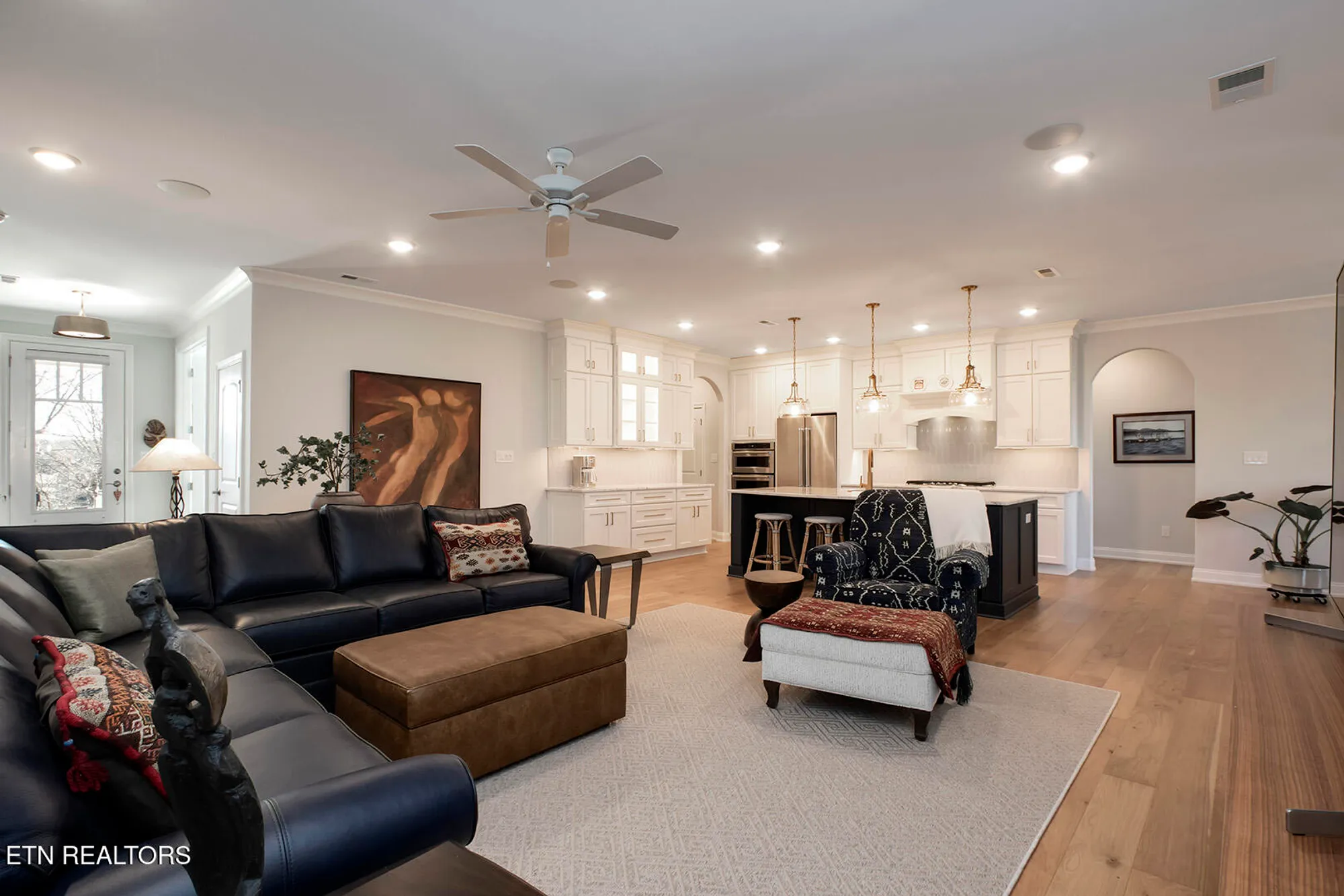 Property Slideshow image 10 of 59 | 192 amohi way, Loudon, TN, 37774