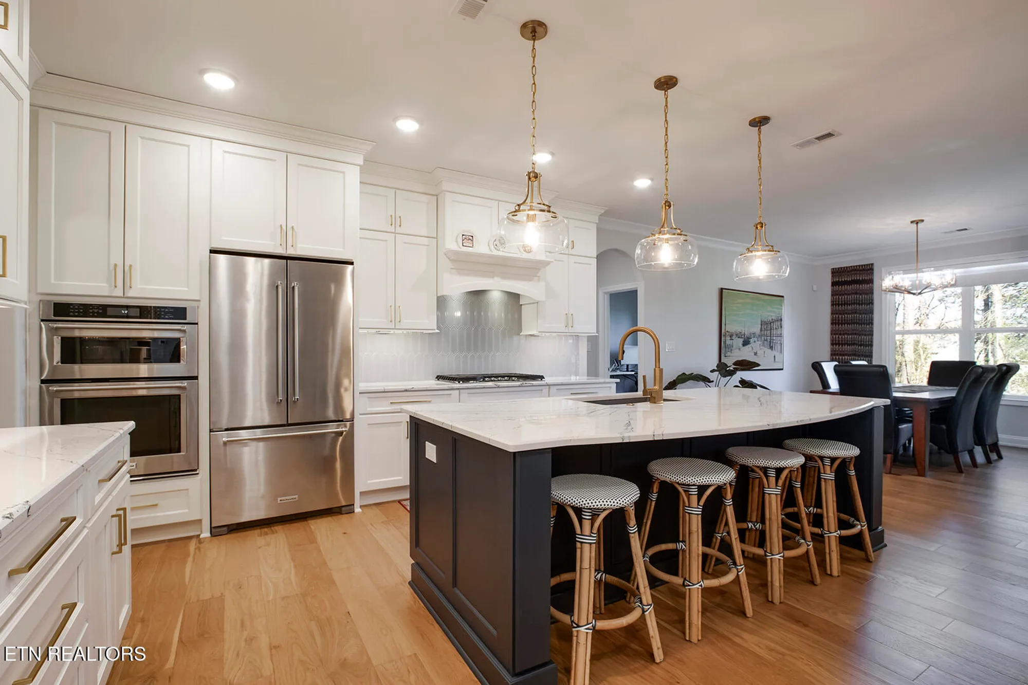 Property Slideshow image 11 of 59 | 192 amohi way, Loudon, TN, 37774