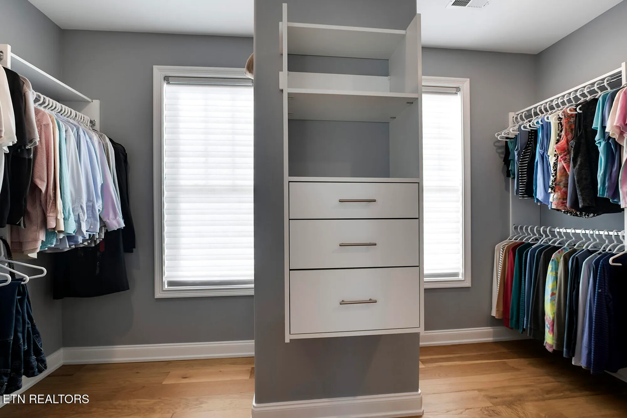 Property Slideshow image 42 of 59 | 192 amohi way, Loudon, TN, 37774