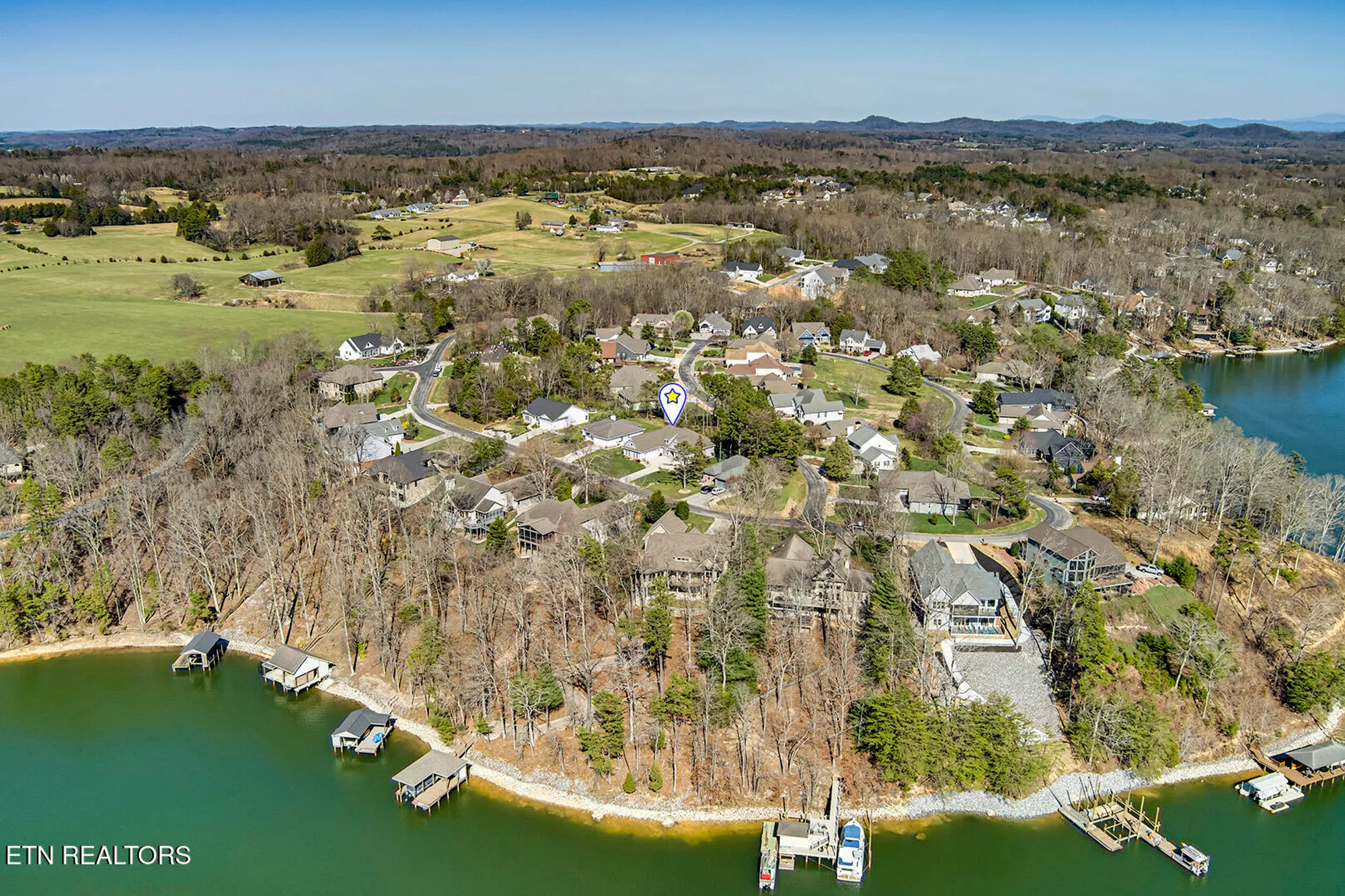 Property Slideshow image 55 of 59 | 192 amohi way, Loudon, TN, 37774