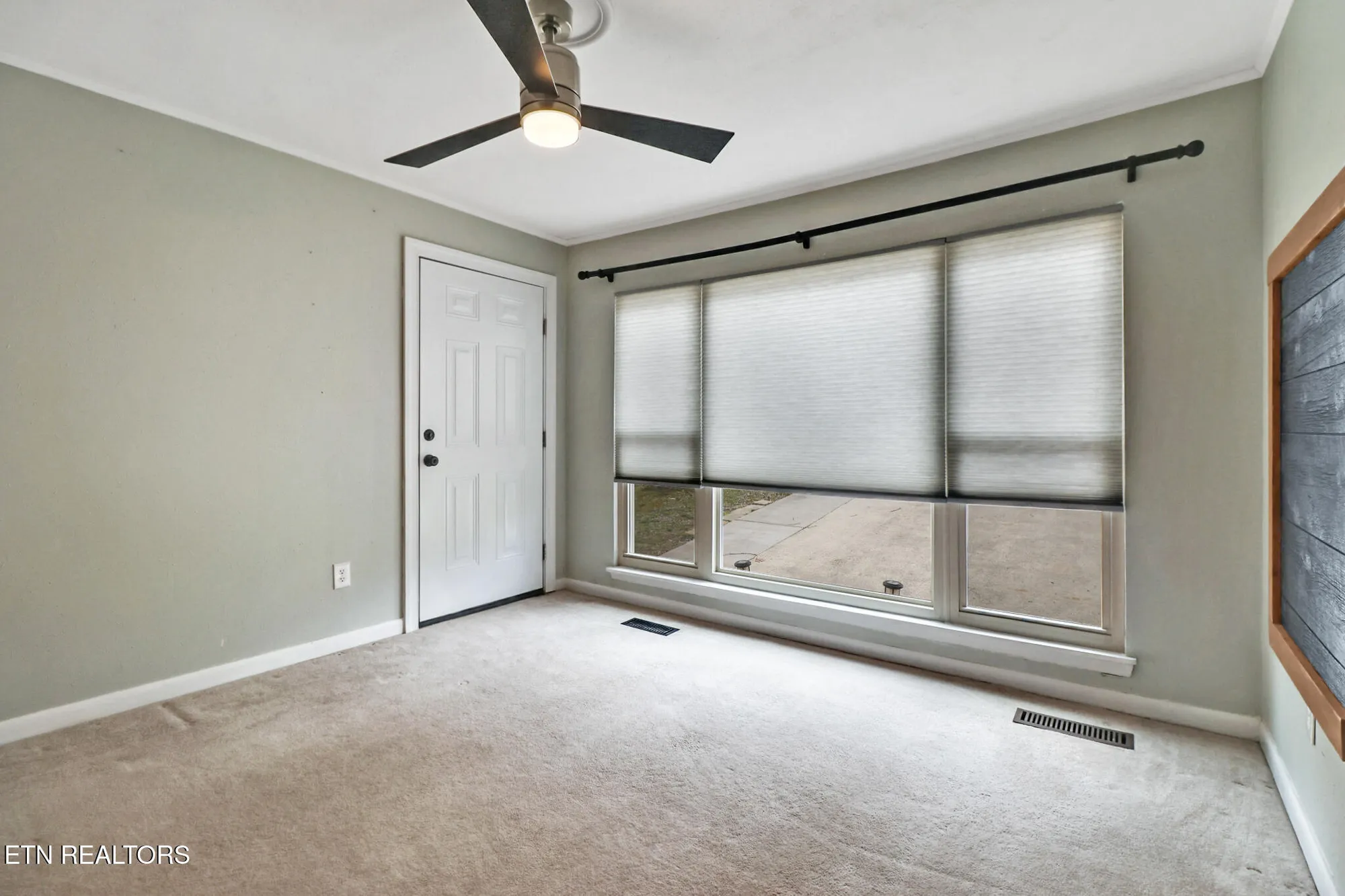 Property Slideshow image 18 of 32 | 121 lakeshire dr, Crossville, TN, 38558