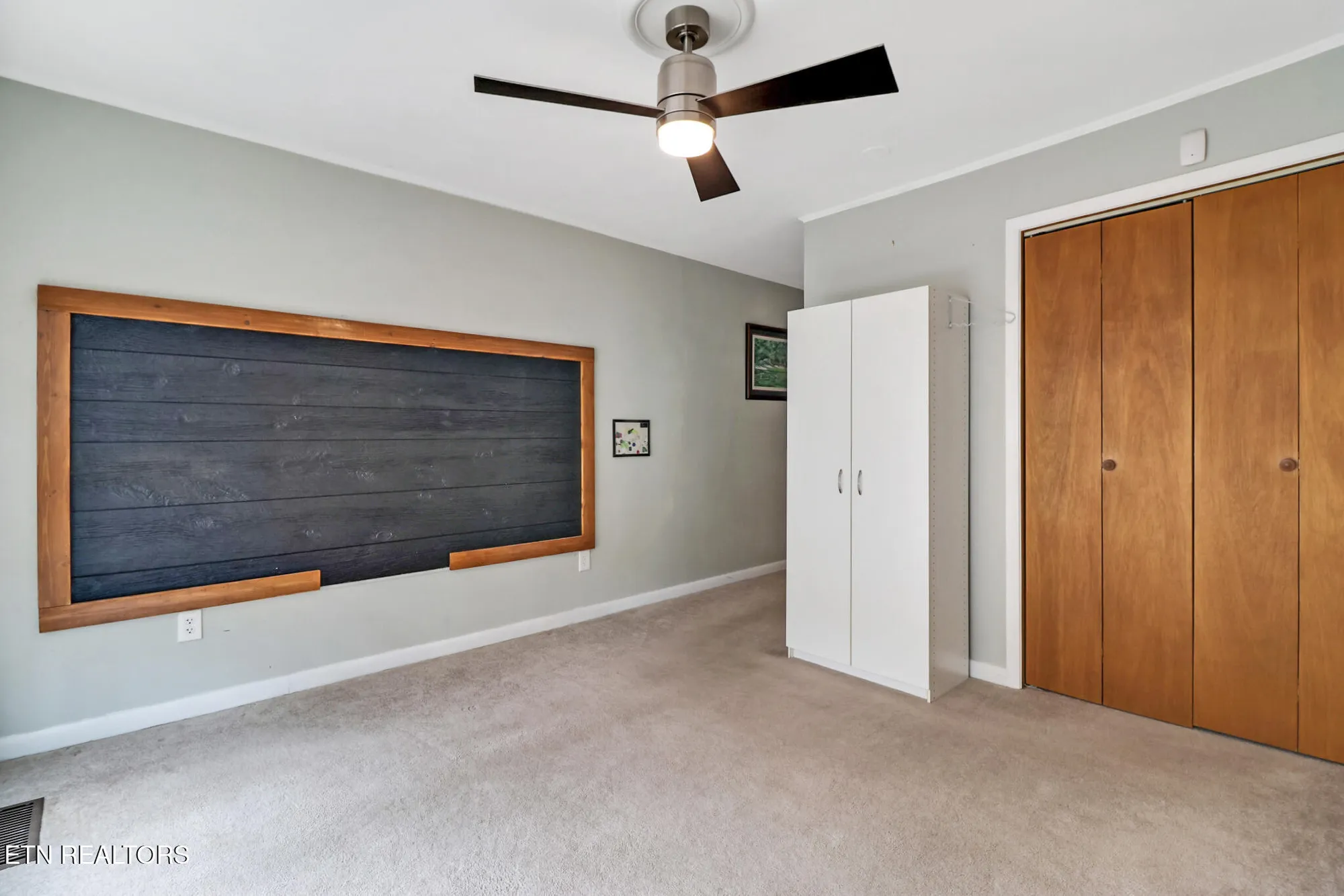 Property Slideshow image 19 of 32 | 121 lakeshire dr, Crossville, TN, 38558