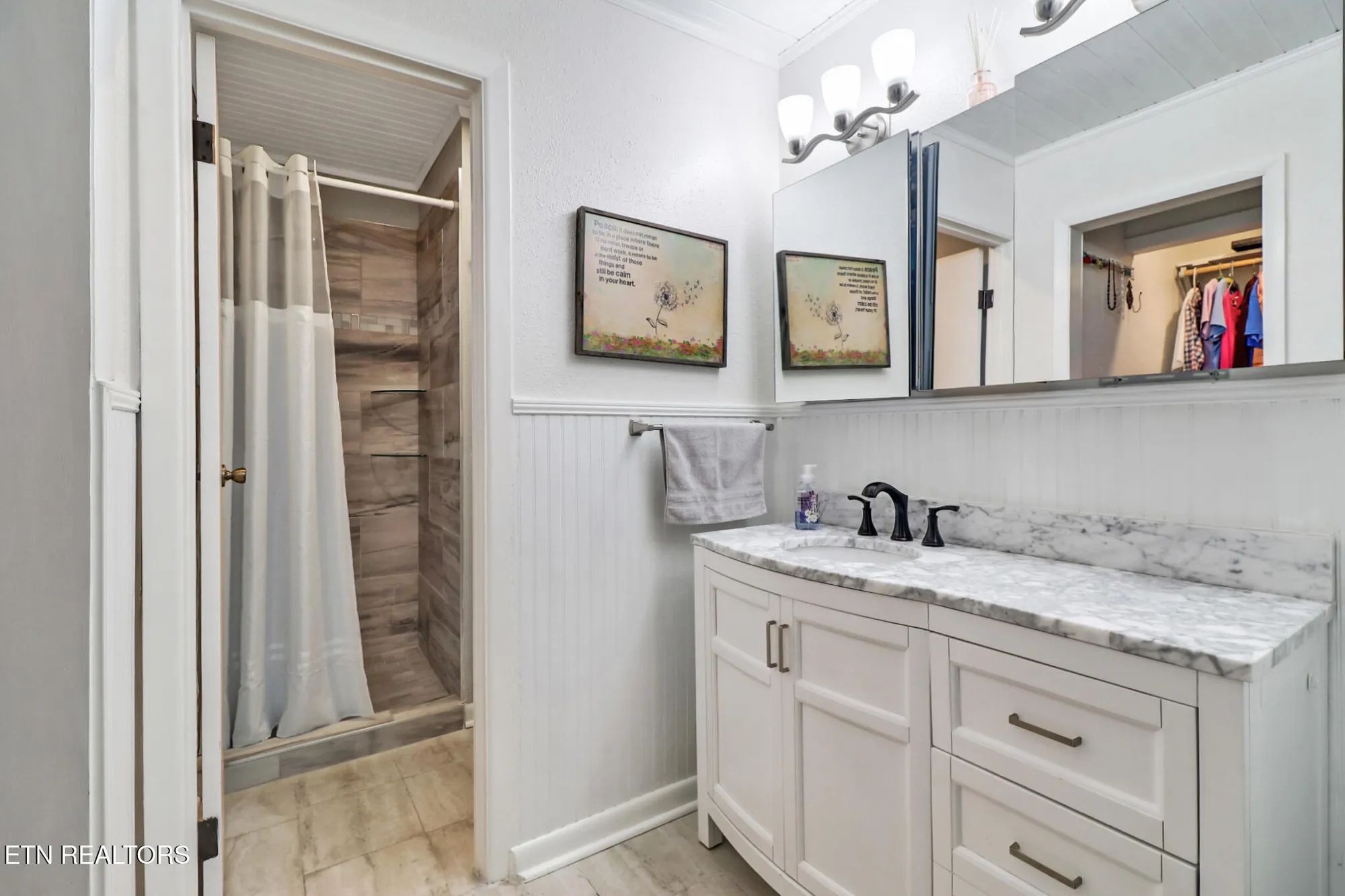 Property Slideshow image 24 of 32 | 121 lakeshire dr, Crossville, TN, 38558