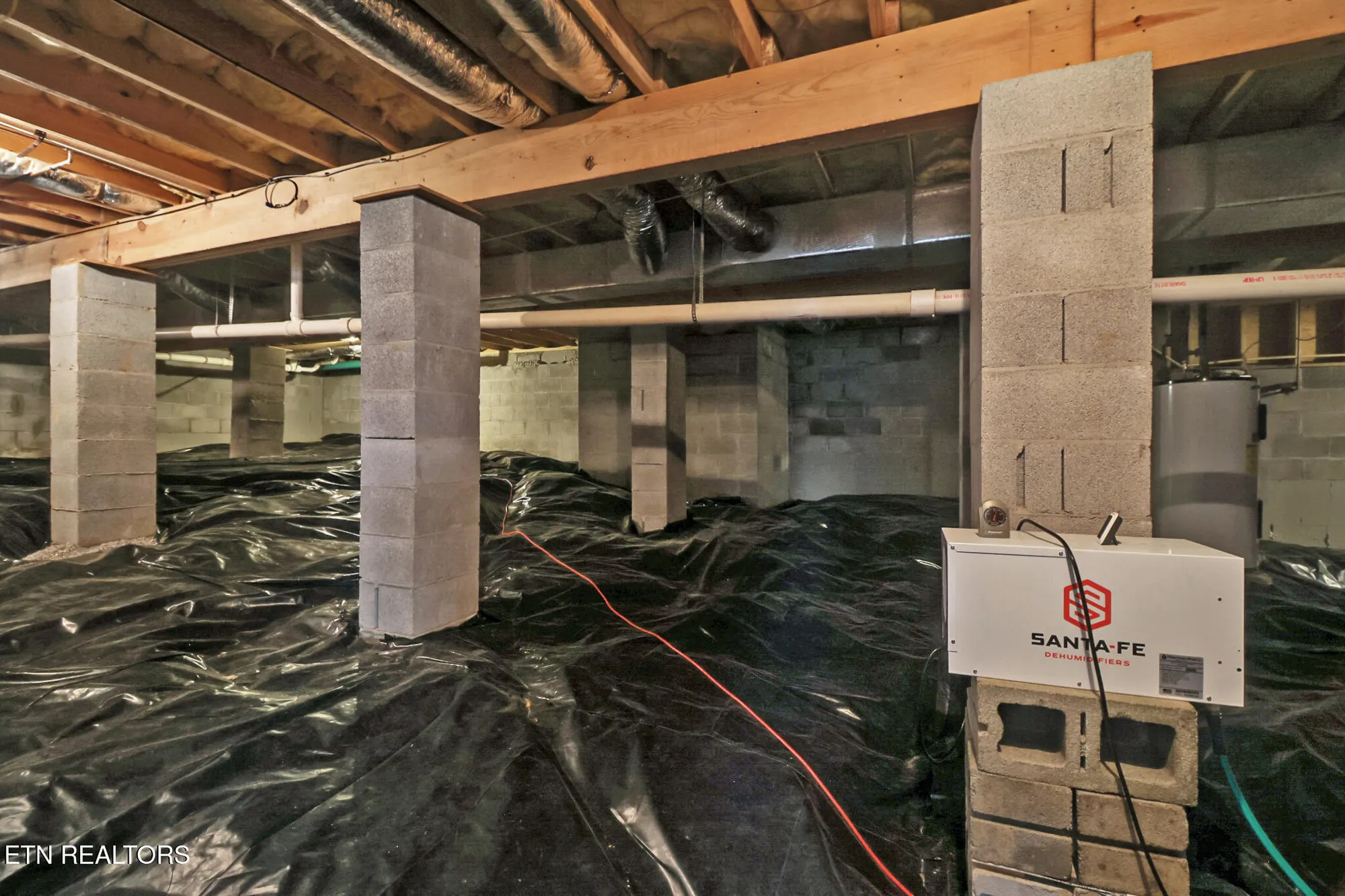 Property Slideshow image 39 of 54 | 207 overlook ln, Crossville, TN, 38558