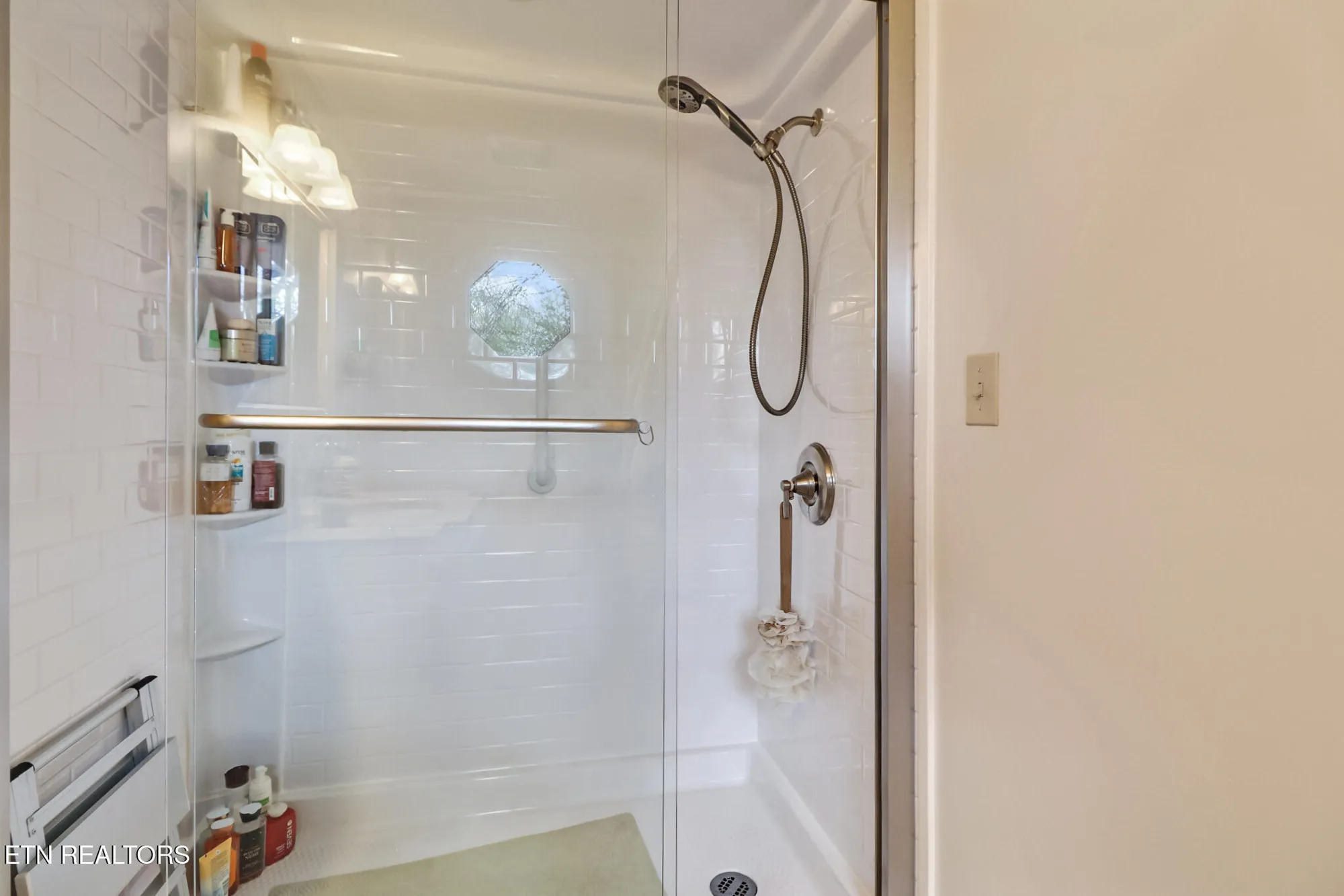 Property Slideshow image 22 of 50 | 181 snead dr, Crossville, TN, 38558