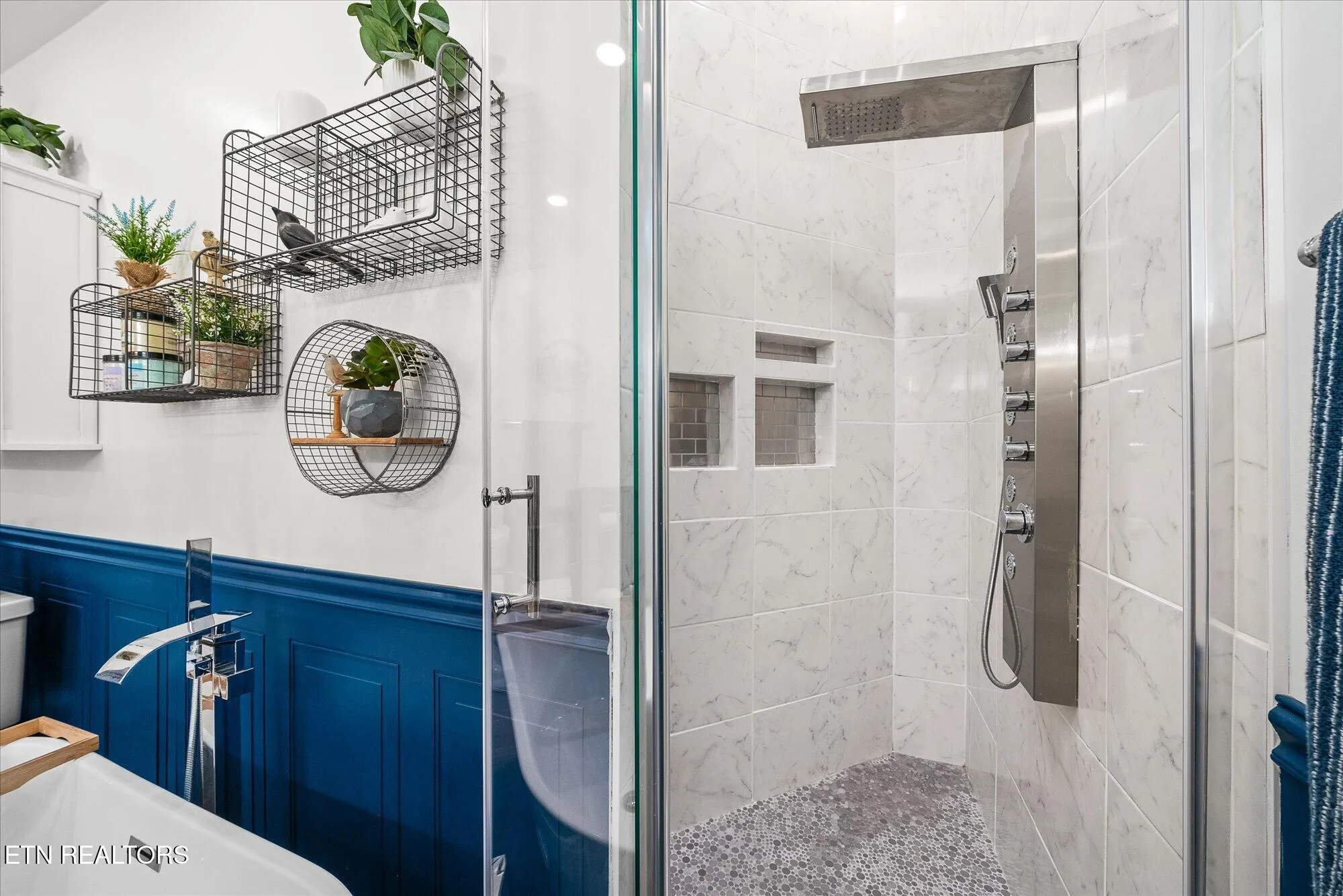 Property Slideshow image 25 of 61 | 260 rotherham dr, Crossville, TN, 38558