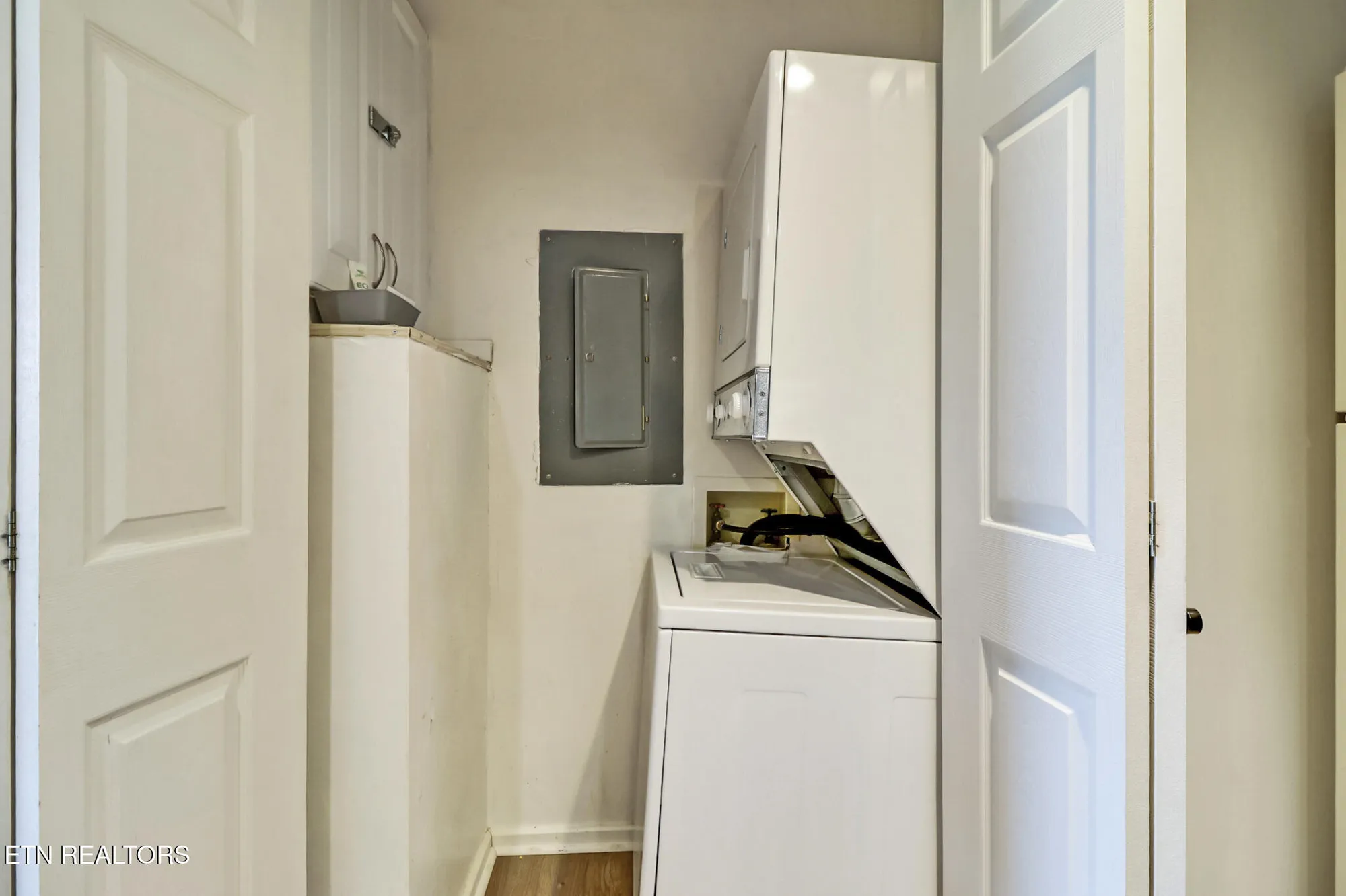 Property Slideshow image 13 of 30 | 99 eagle ct, Crossville, TN, 38558