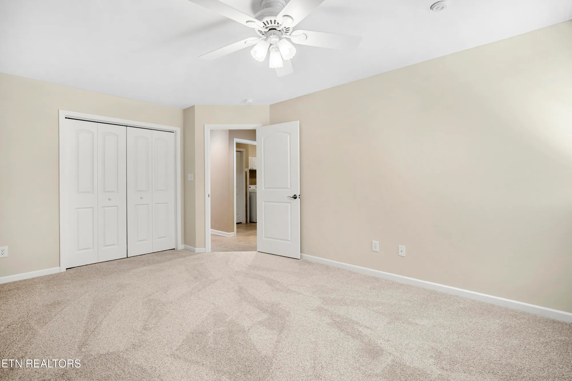 Property Slideshow image 31 of 37 | 124 pocola way, Loudon, TN, 37774