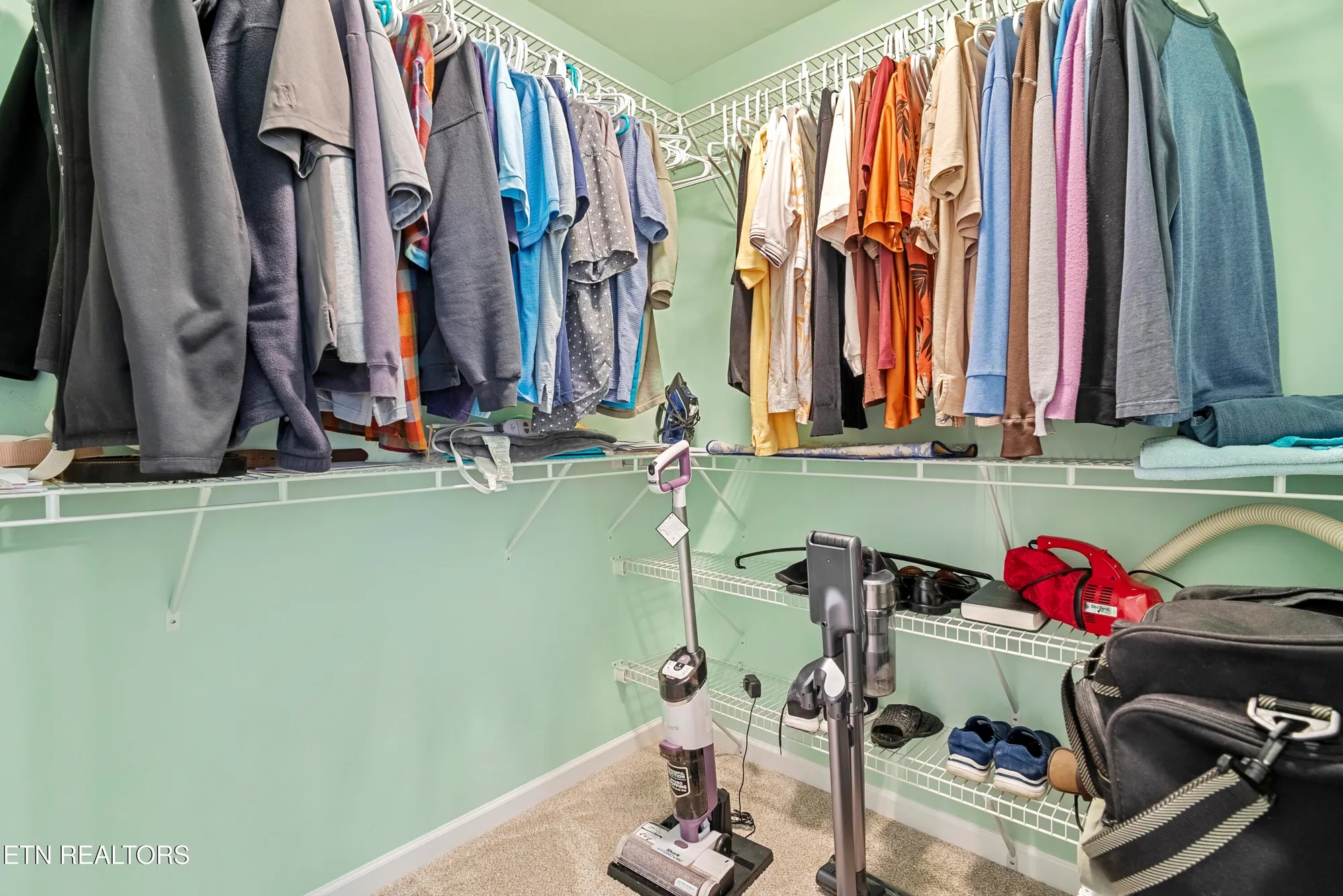 Property Slideshow image 30 of 37 | 124 pocola way, Loudon, TN, 37774