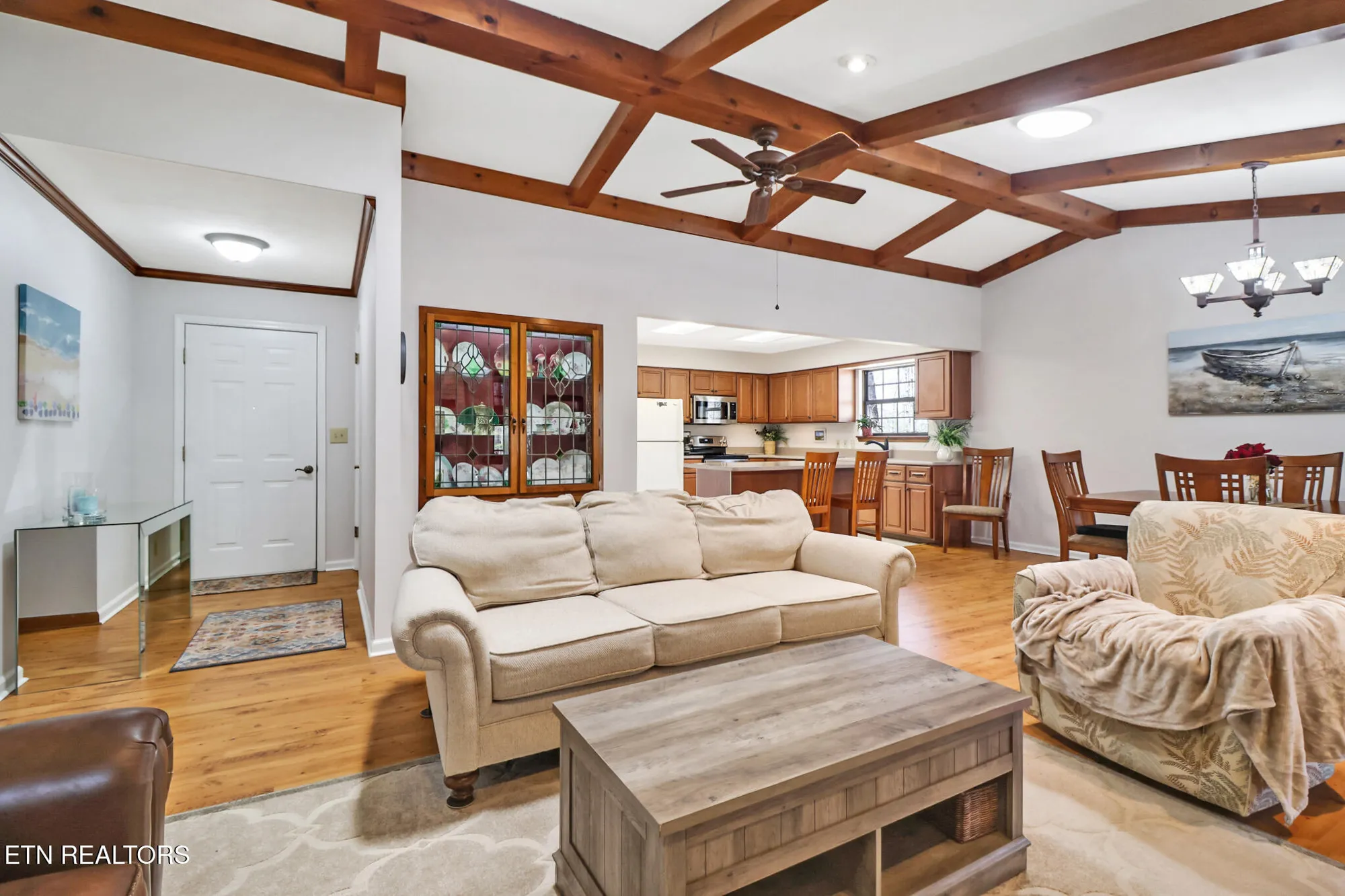 Property Slideshow image 8 of 36 | 13 oxford cir, Crossville, TN, 38558