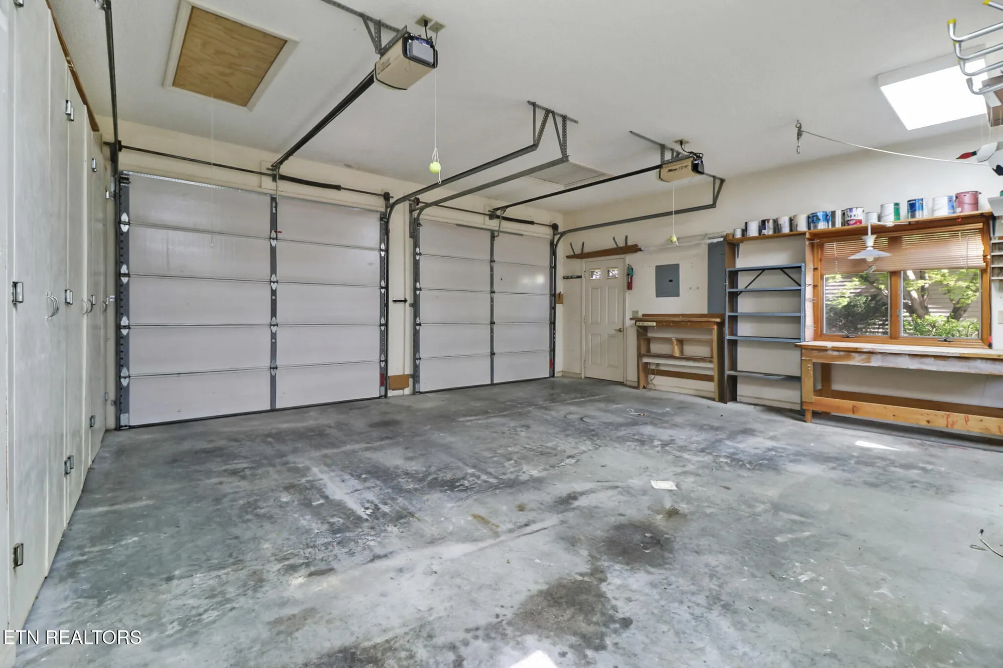 Property Slideshow image 31 of 55 | 230 amherst ln, Crossville, TN, 38558