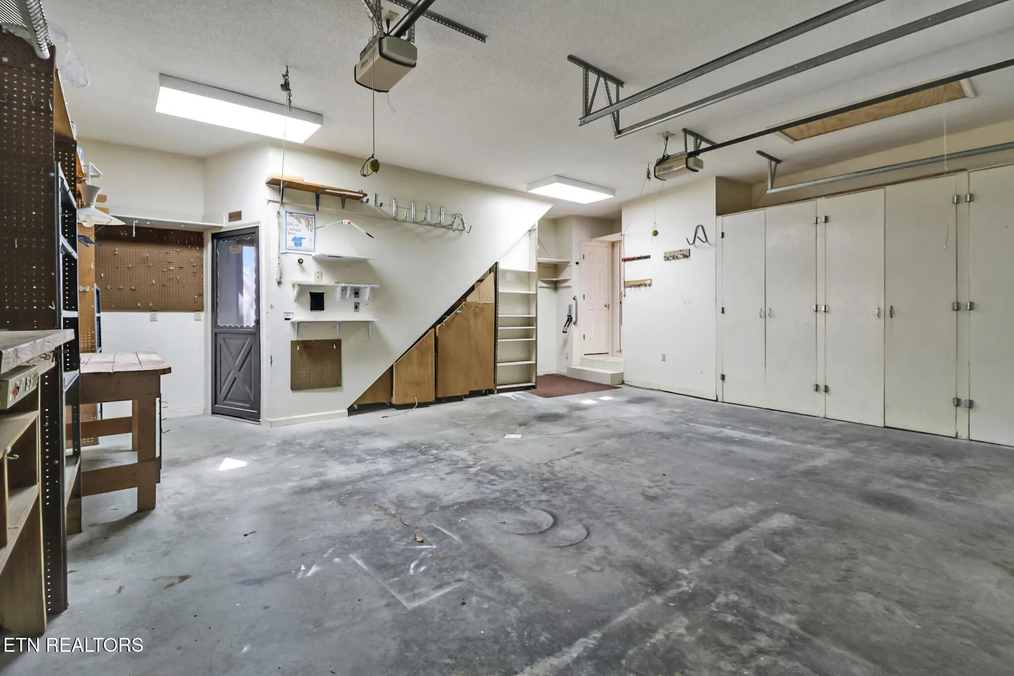 Property Slideshow image 32 of 55 | 230 amherst ln, Crossville, TN, 38558