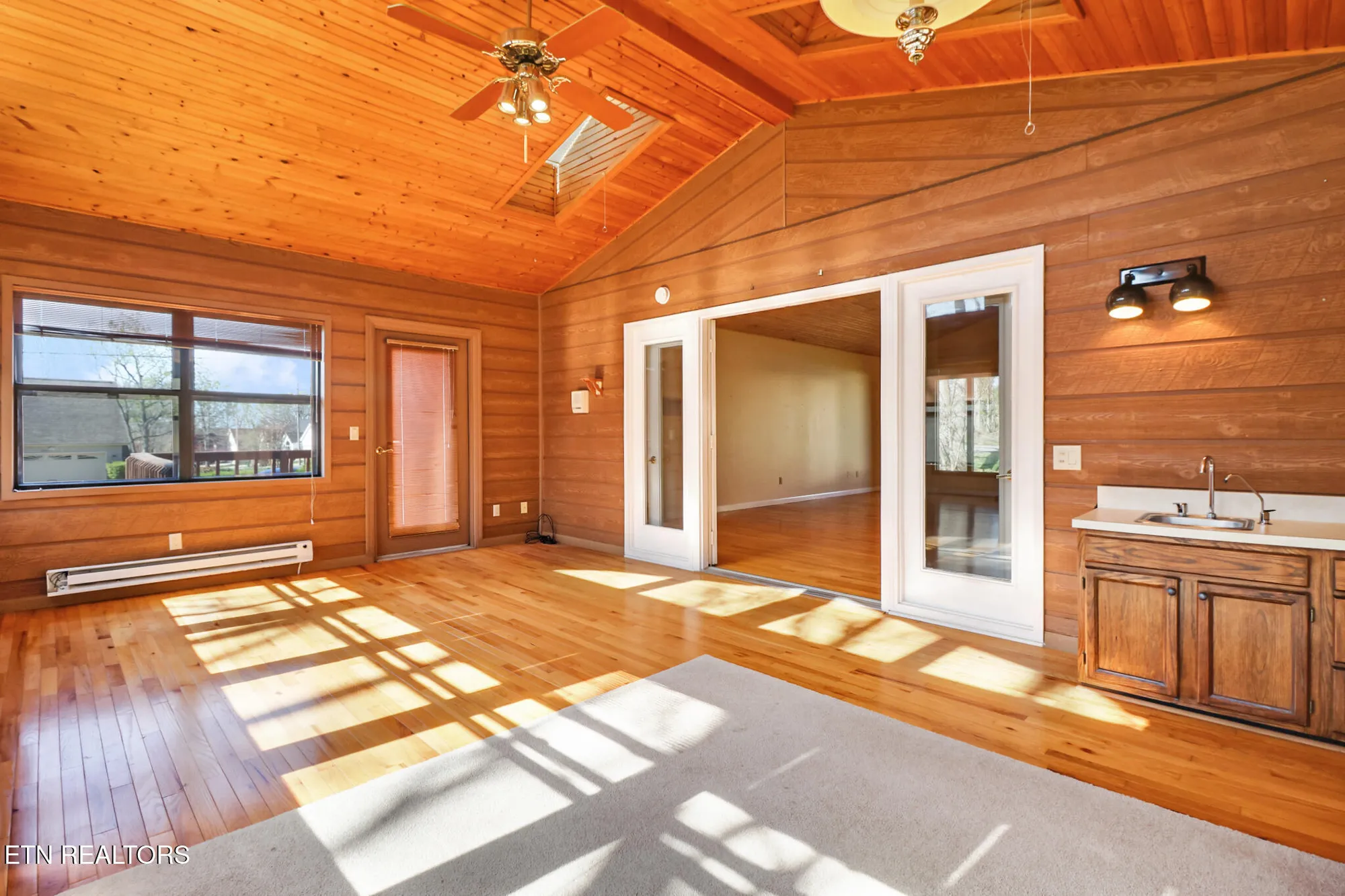 Property Slideshow image 19 of 55 | 230 amherst ln, Crossville, TN, 38558