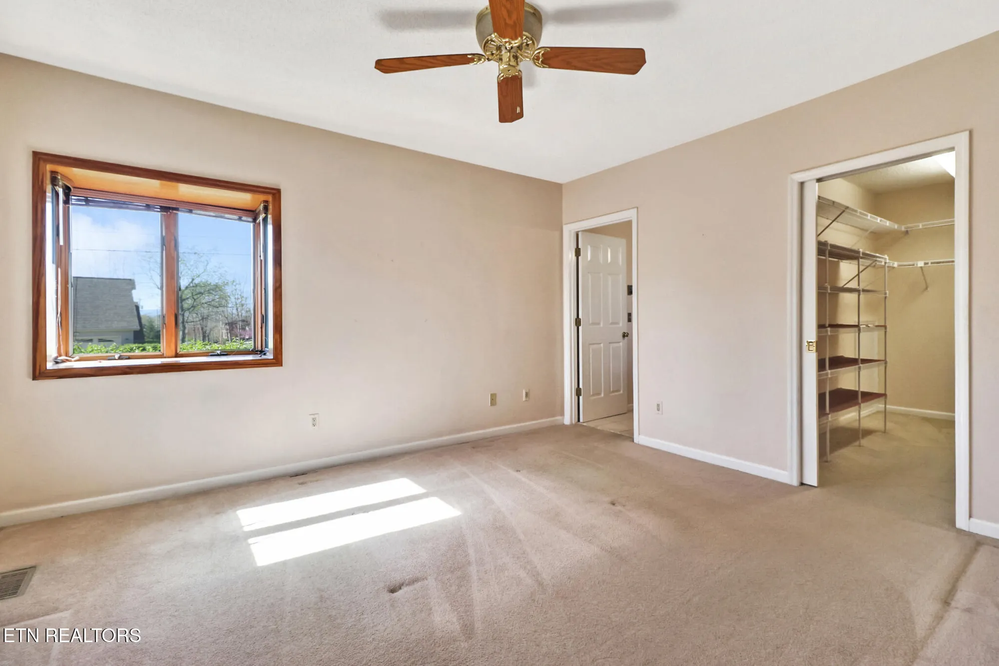 Property Slideshow image 21 of 55 | 230 amherst ln, Crossville, TN, 38558